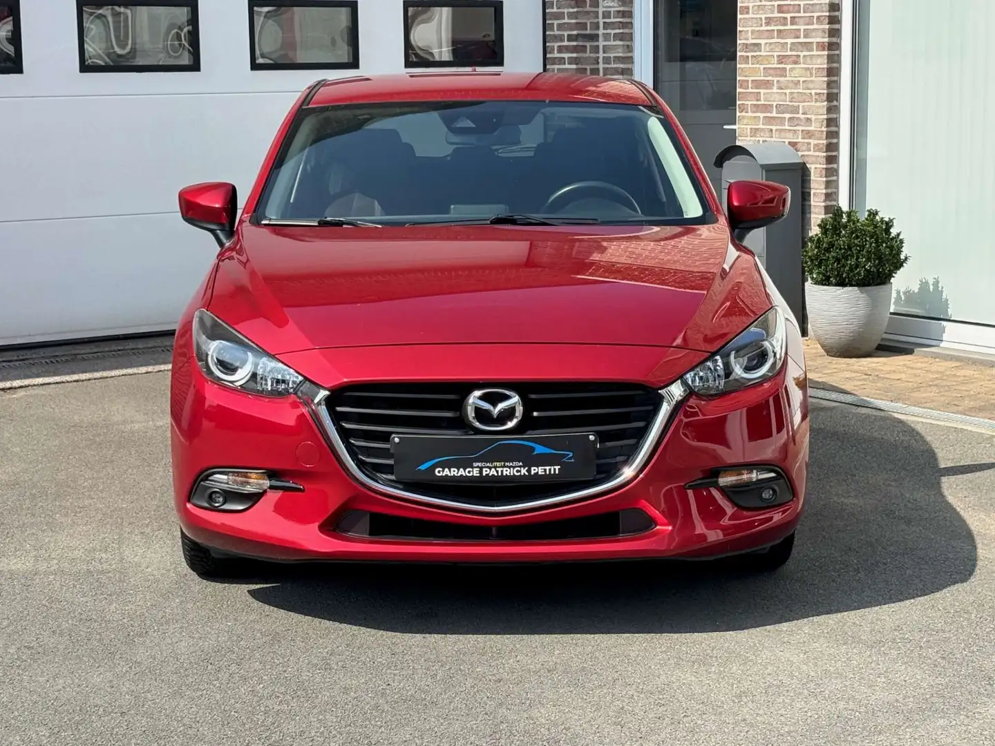 Mazda 3 2.0 SKY-G / Camera / BSM / 67000km / 12m waarborg Червоний - 2