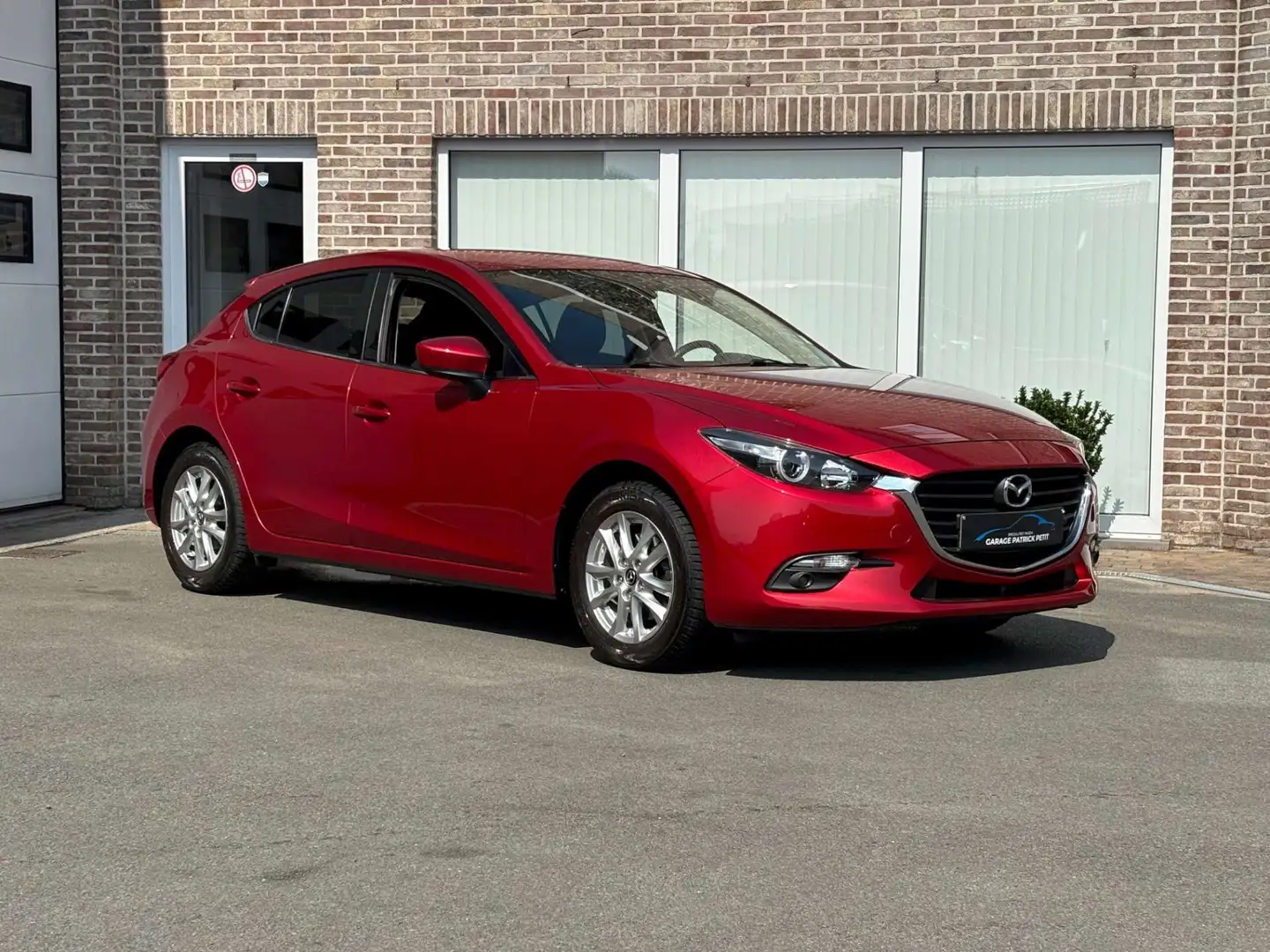 Mazda 3 2.0 SKY-G / Camera / BSM / 67000km / 12m waarborg Червоний - 1