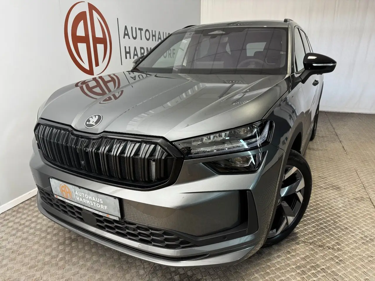 Skoda Kodiaq 1.5 TSI mHEV 110 kW Sportline 7-Sitze — photo 1 of 15