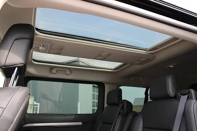 Peugeot Traveller Premium BlueHDi 180 Lang EAT8 Ansicht 11