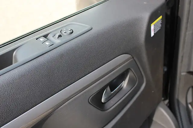 Peugeot Traveller Premium BlueHDi 180 Lang EAT8 Ansicht 13