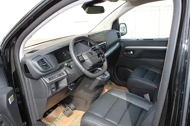 Peugeot Traveller Premium BlueHDi 180 Lang EAT8 Ansicht 12