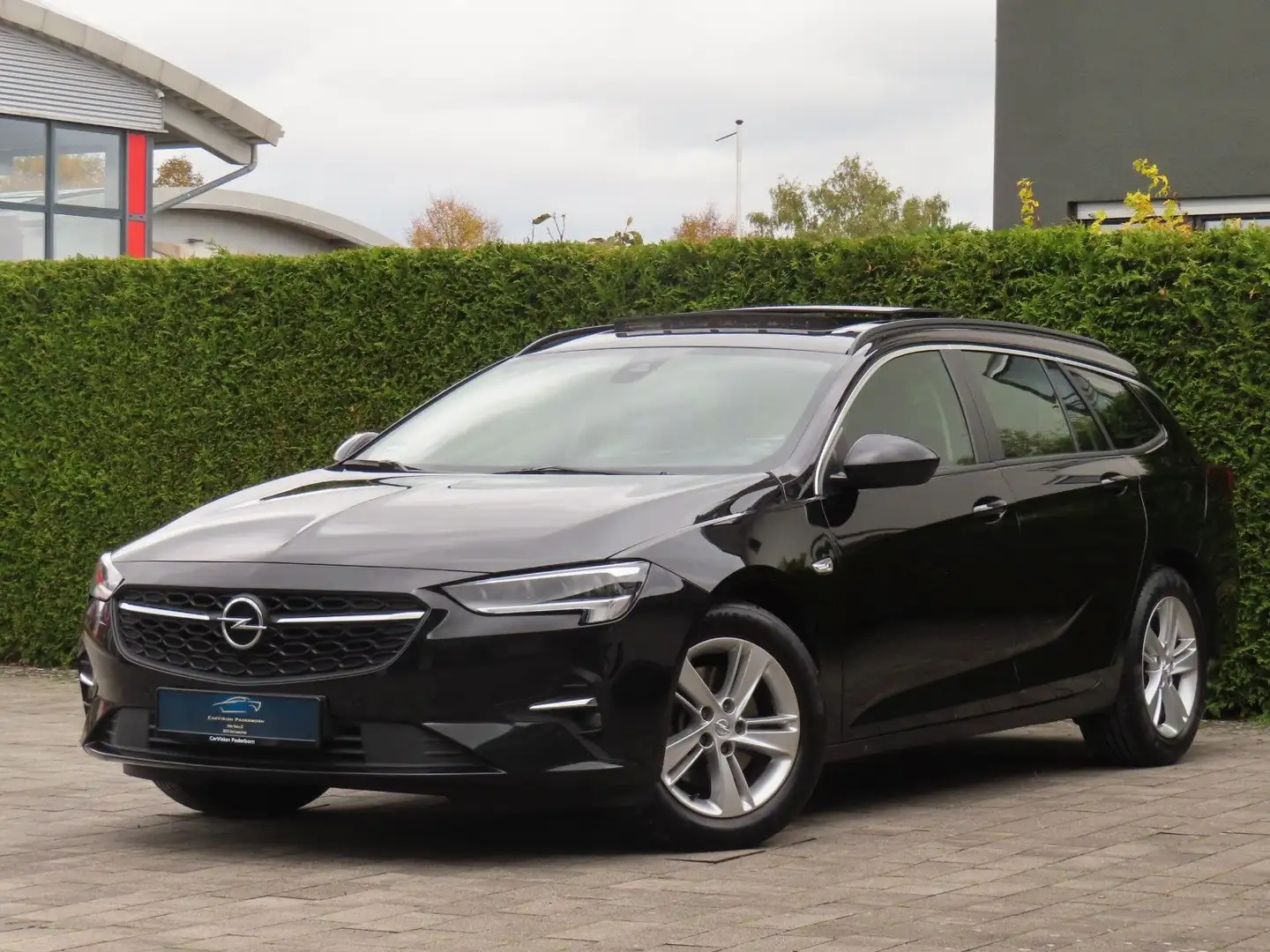 Opel Insignia B Sports Tourer Business Edition 174 PS Schwarz - 1