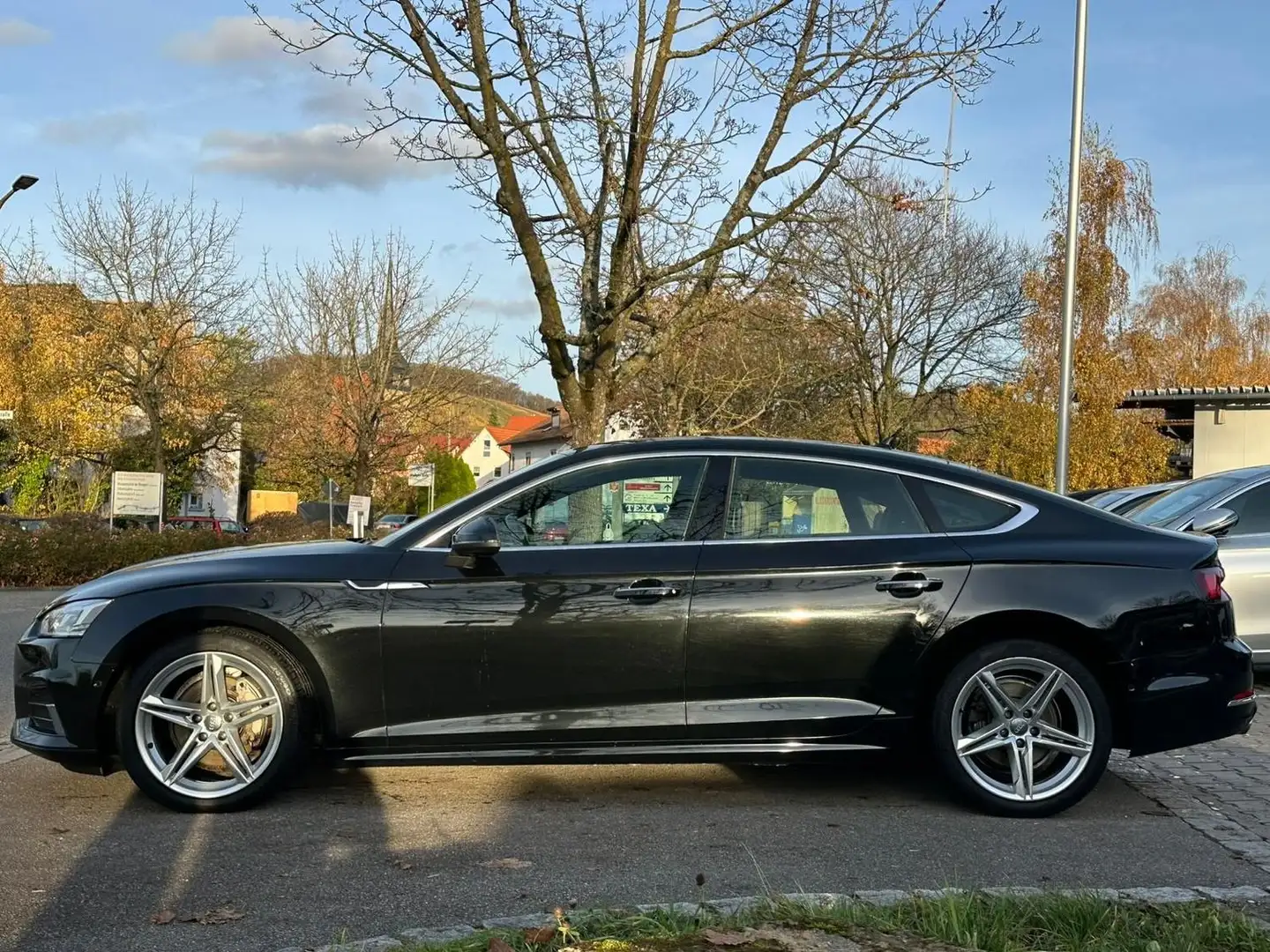 Audi A5 40 TDI Design/CarPlay/AHK/360Kamera Noir - 2