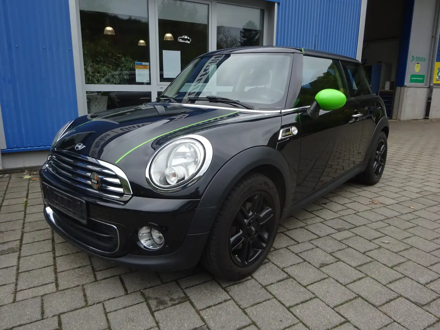 MINI One One BRICK LANE 72kw 98PS EU6 Sitzheiz 12 Mon Garan Schwarz - 1