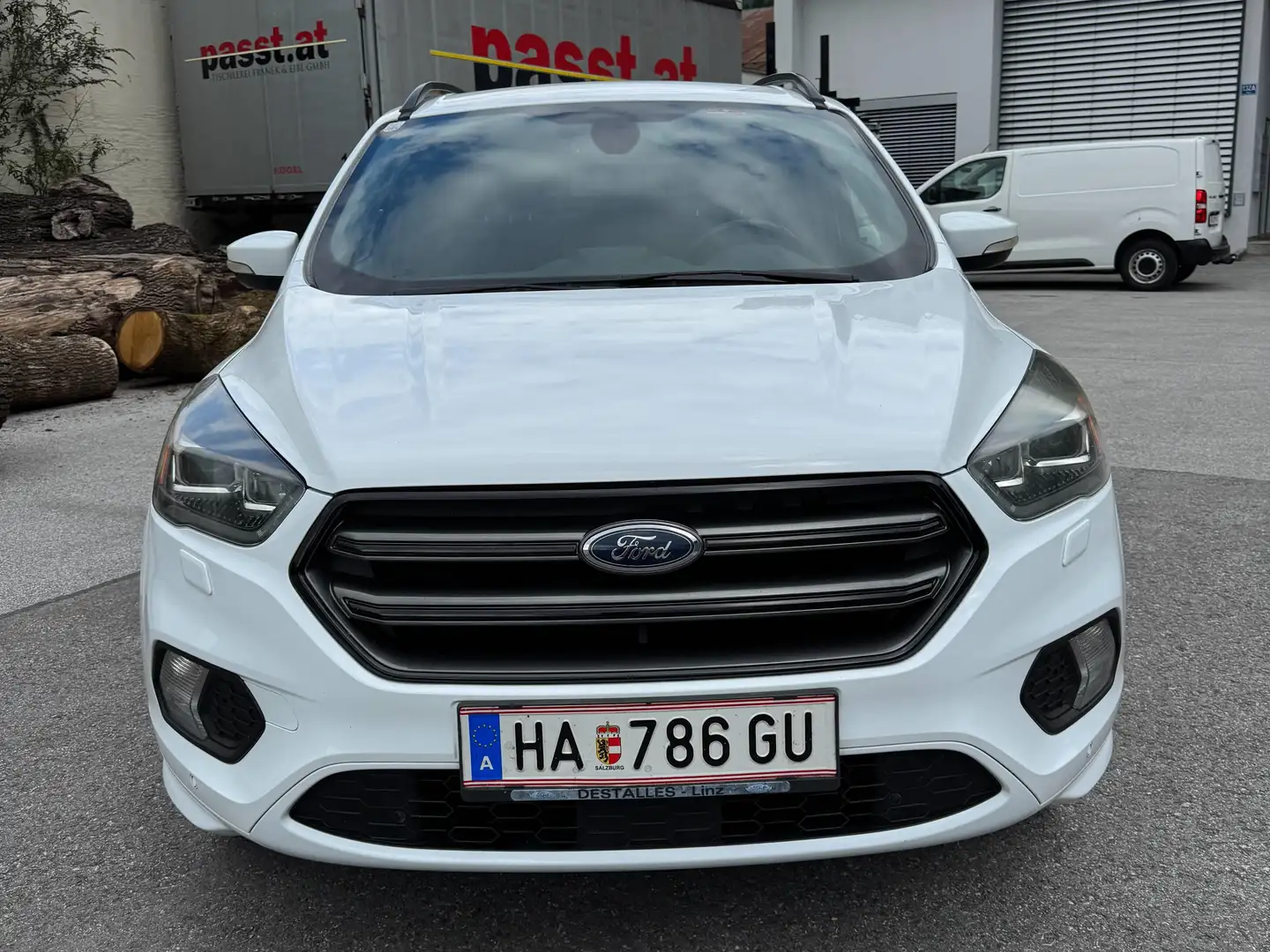 Ford Kuga Kuga 2,0 TDCi ST-Line Start/Stop ST-Line Weiß - 2