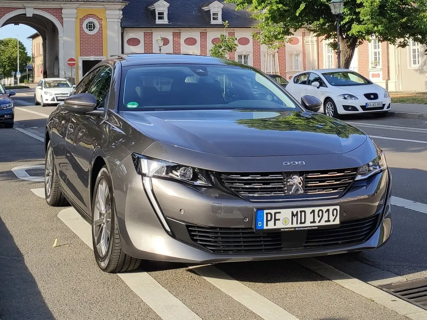 Peugeot 508 BlueHDi 130 Allure PANO-NAVI-LED-KAMERA Grau - 1