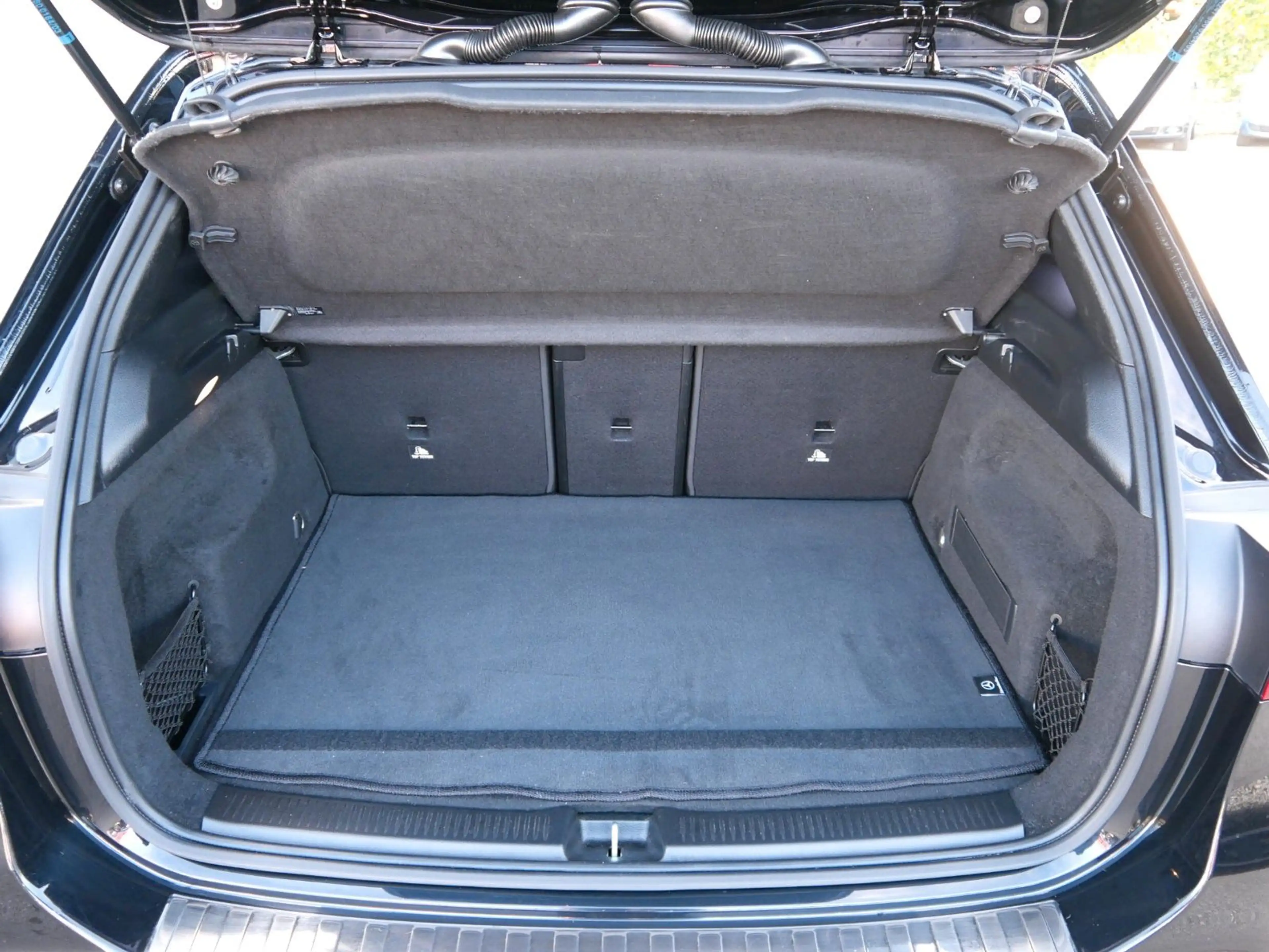 Mercedes-Benz B 200 Progressive NAVI-PREM/LED/AHK/PDC — photo 11
