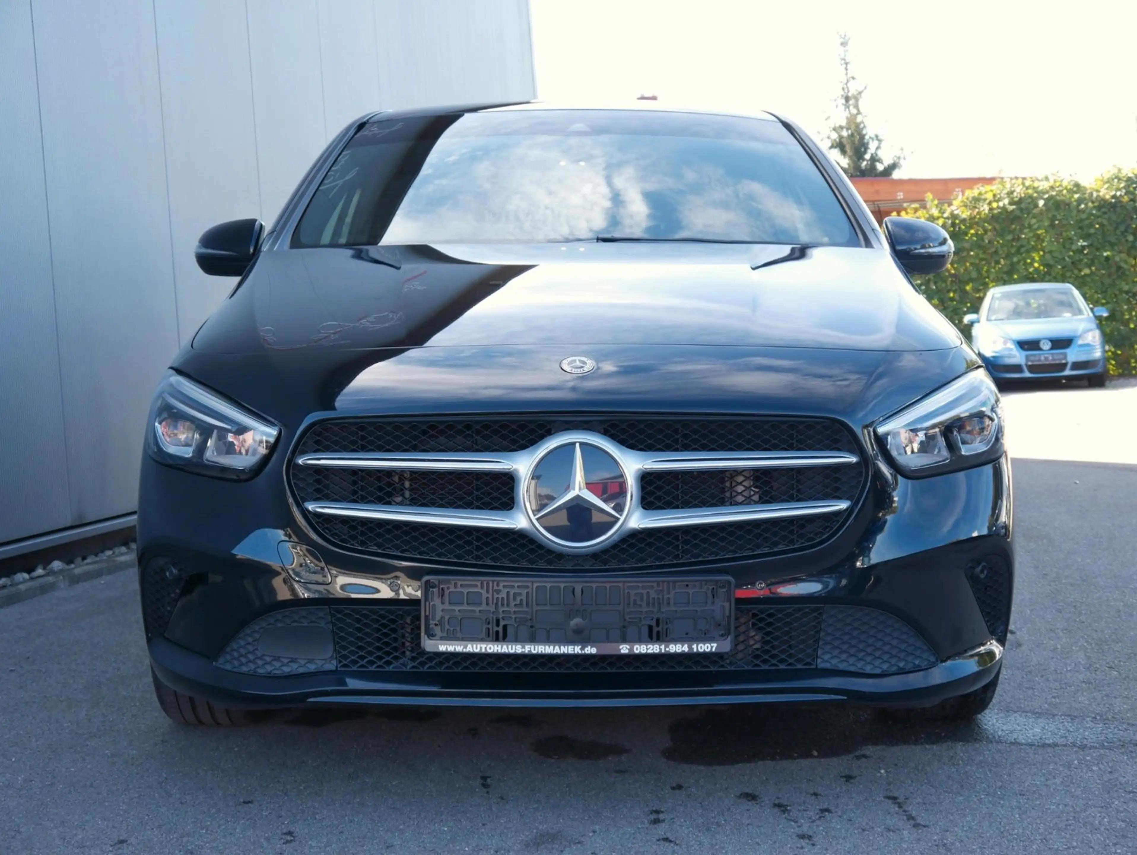 Mercedes-Benz B 200 Progressive NAVI-PREM/LED/AHK/PDC — photo 6