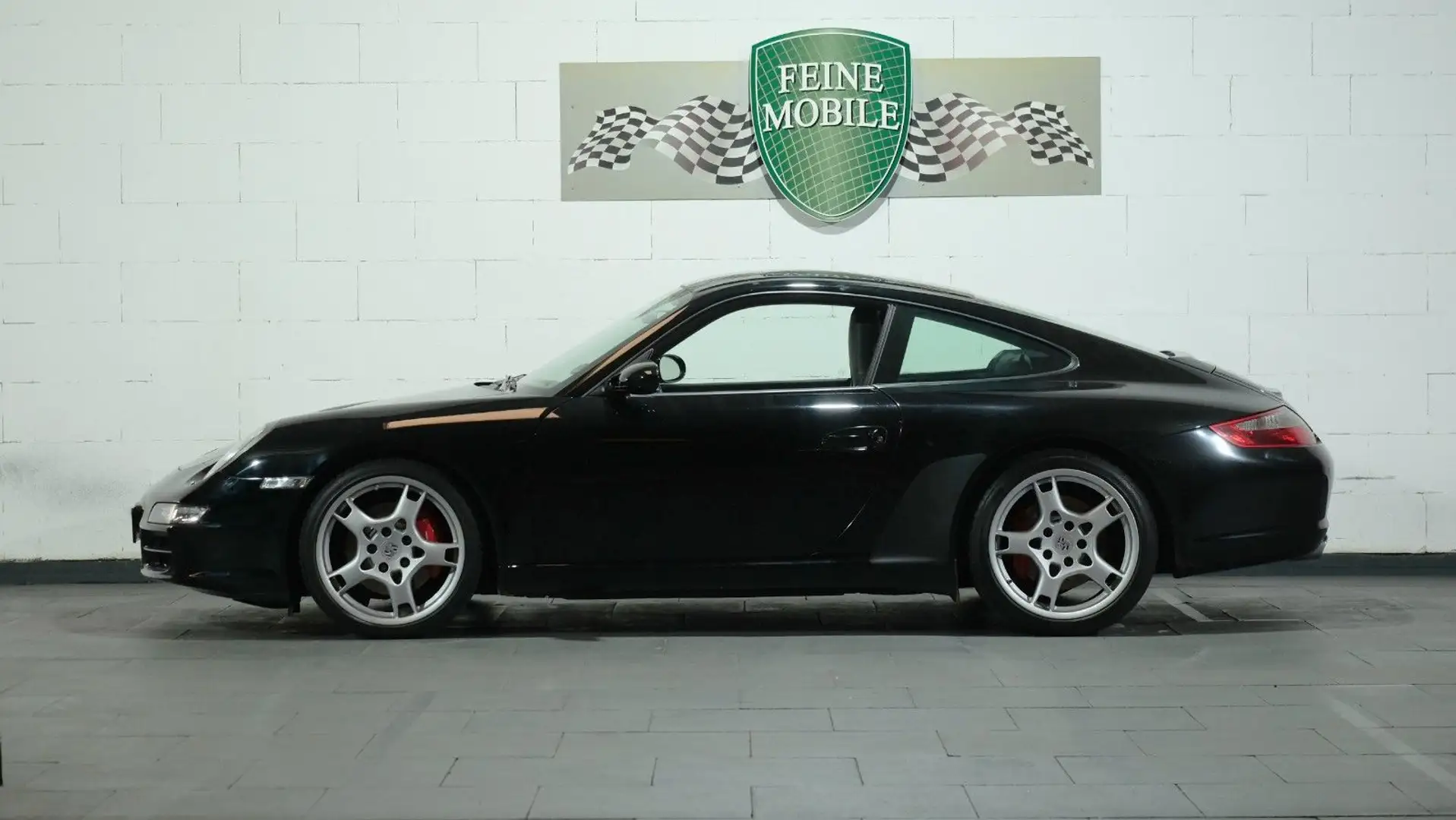 Porsche 997 Carrera 4S Coupé Schwarz - 2