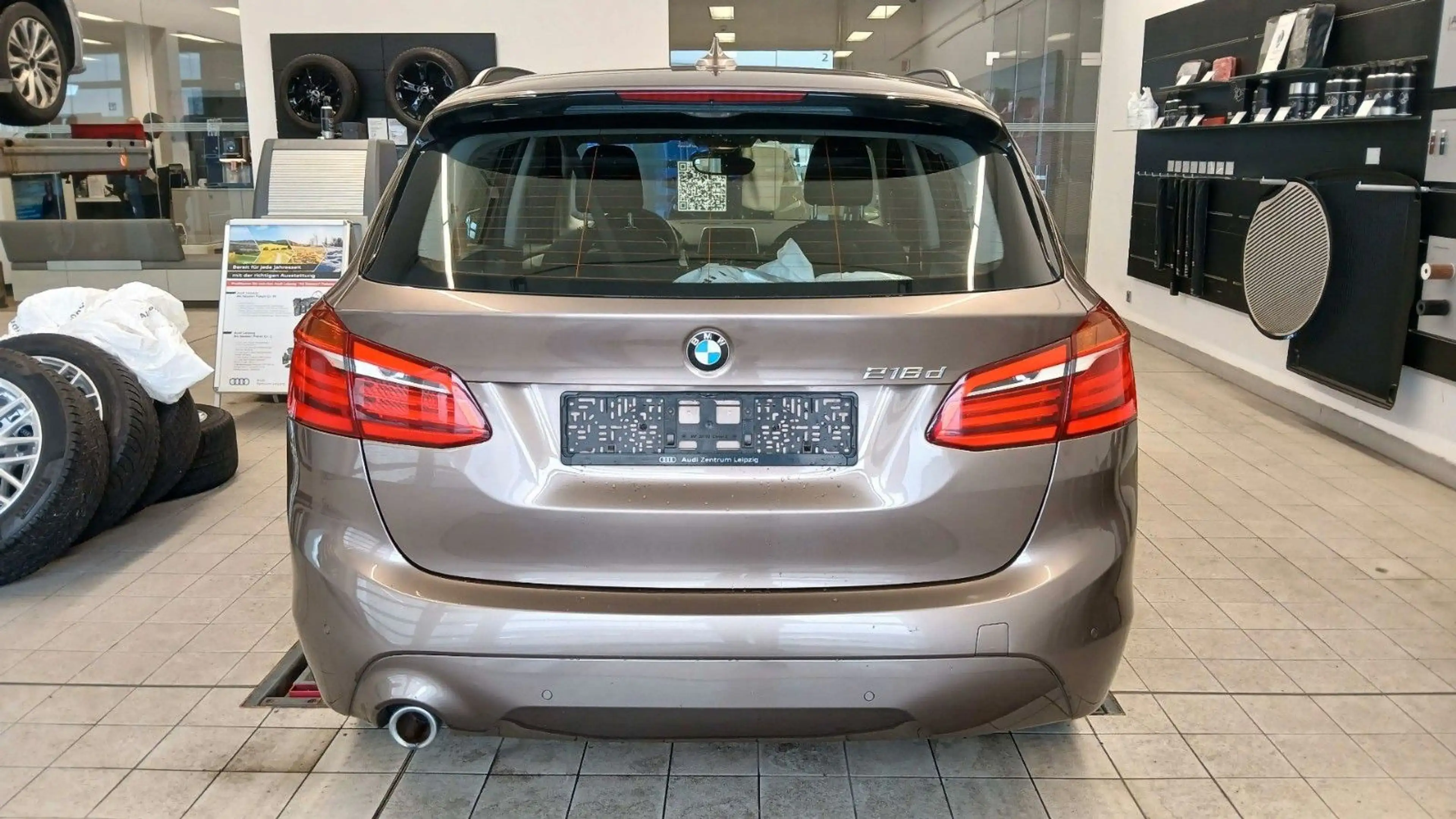 BMW 216 d Active Tourer Steptronic Advantage — photo 10