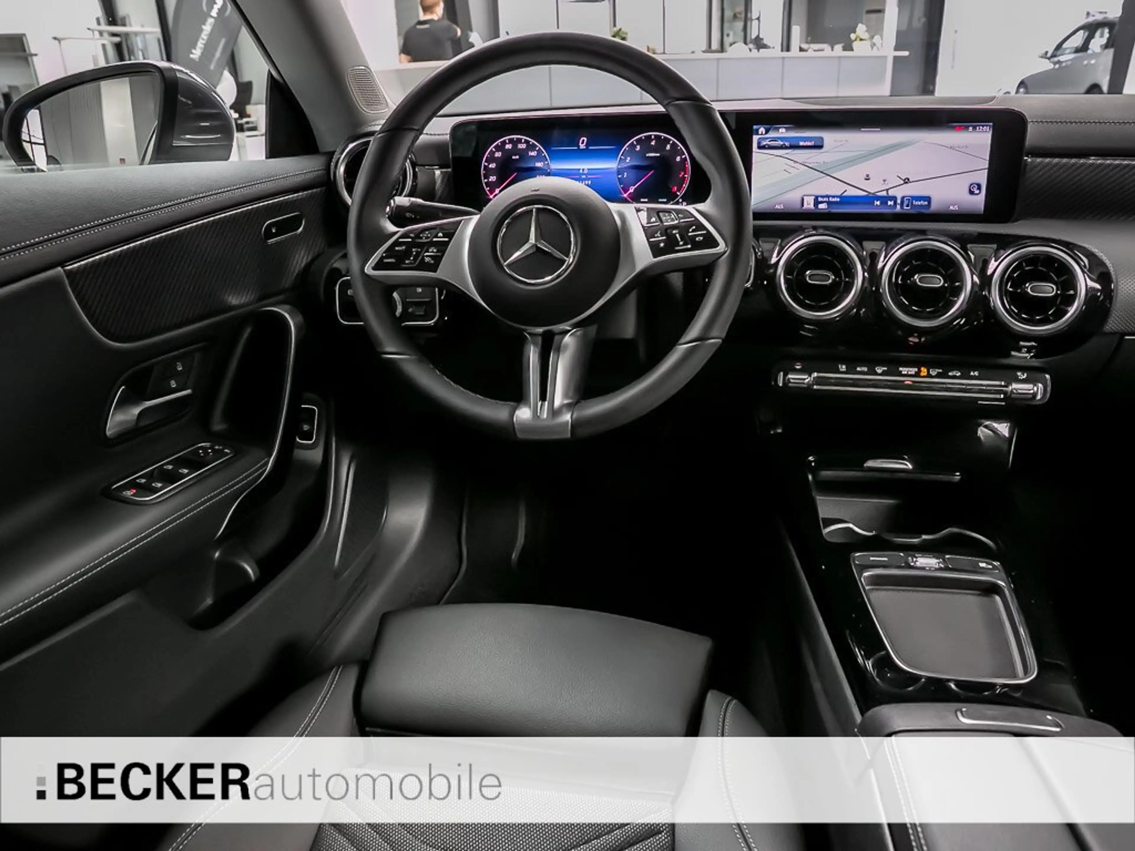 Mercedes-Benz CLA 180 CLA 180 Coupé PROGRESSIVE WINTERPAKET KAMERA LED — photo 5