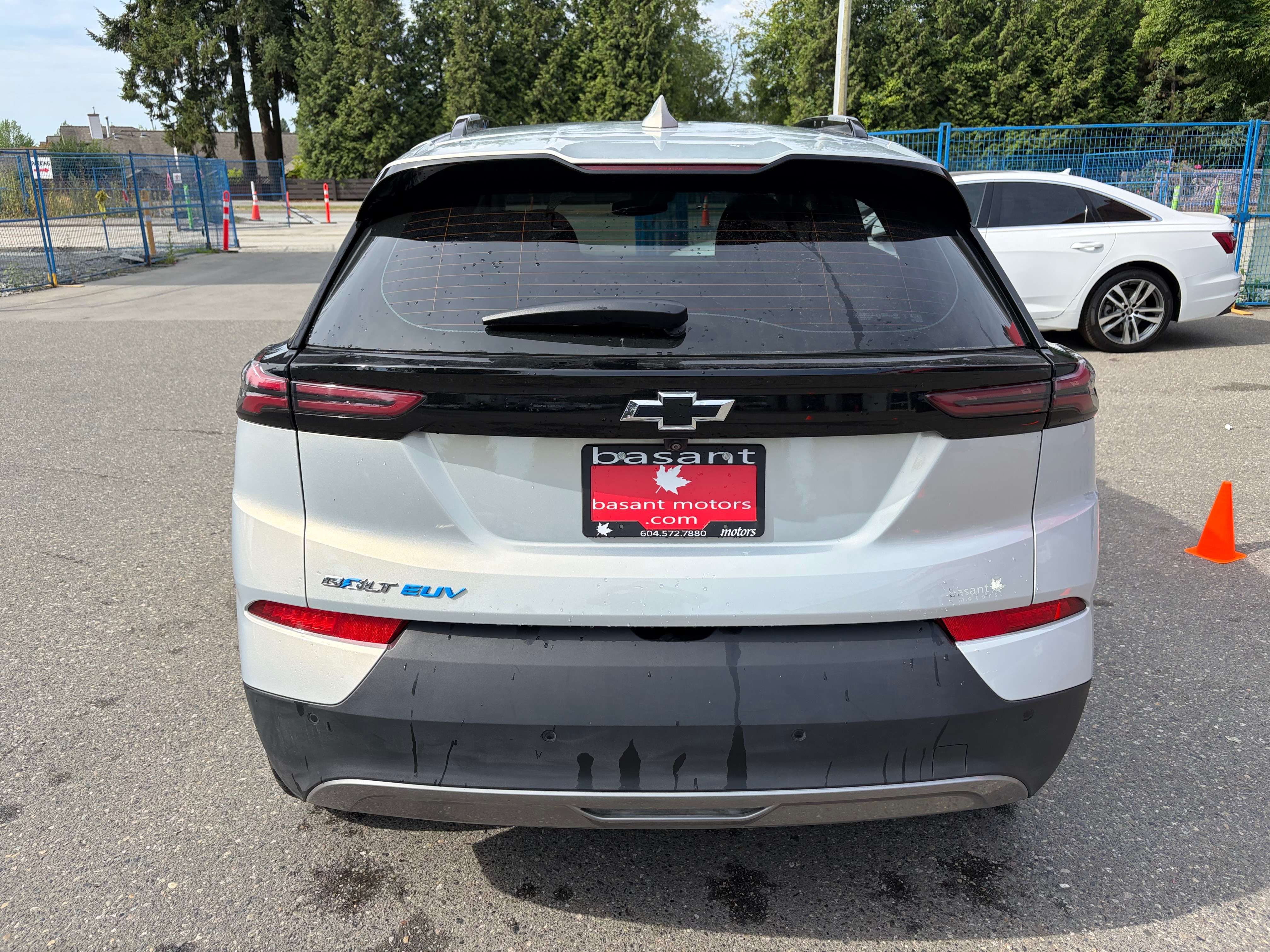 2023 Chevrolet Bolt LT, Heated Seats/Steering, Carplay, Driver Assists — снимка 1