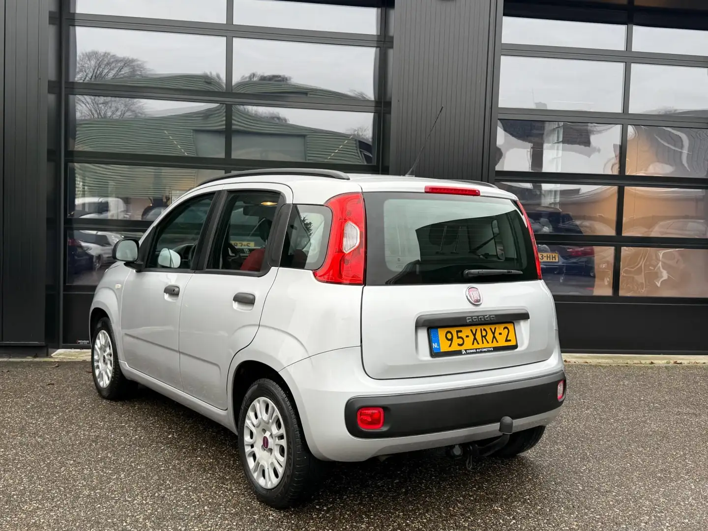 Fiat Panda 0.9 TwinAir Easy AUTOMAAT Grijs - 2