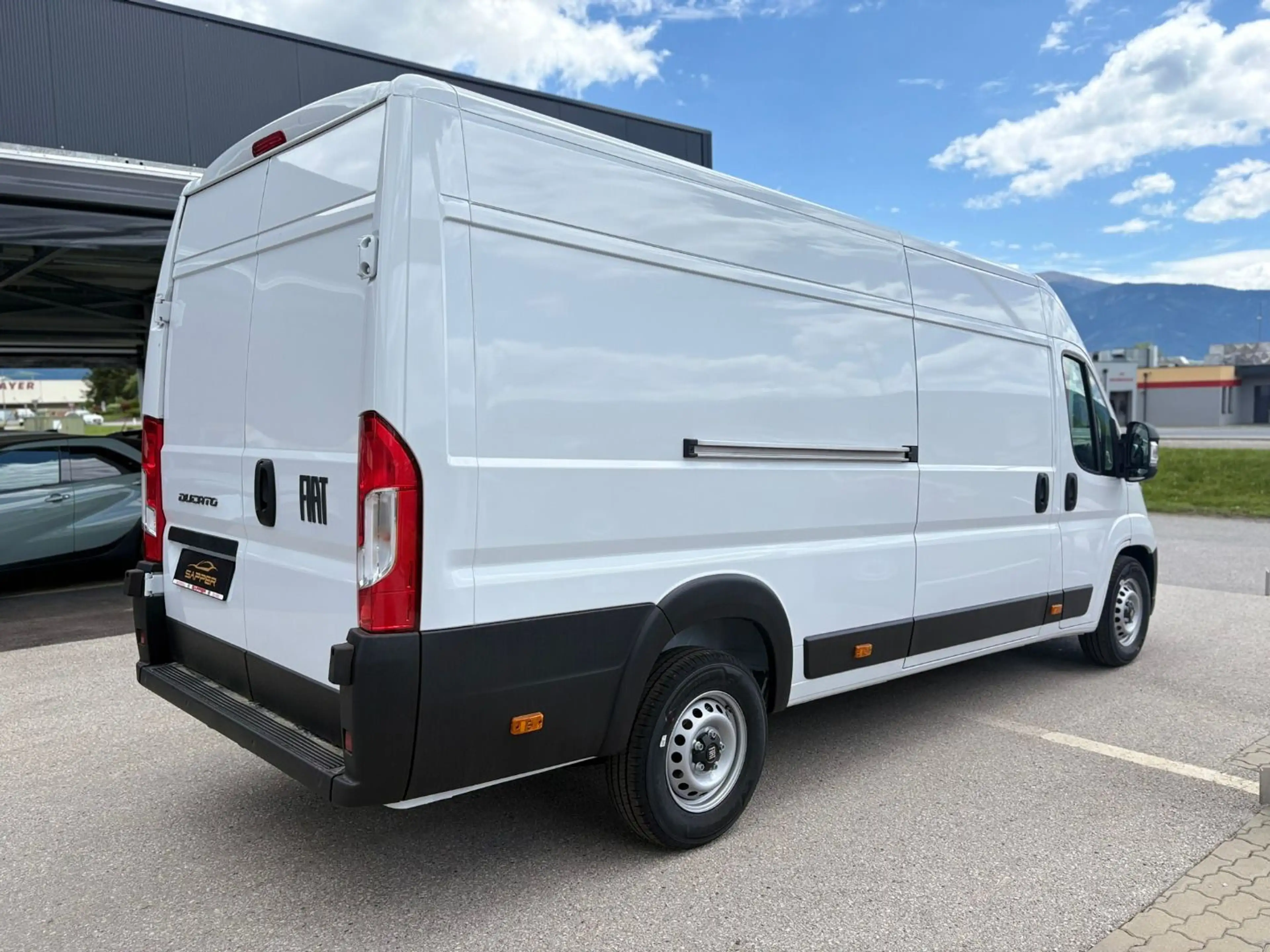 Fiat Ducato 35+ L4H2 BlueHDi 140 S&S — photo 5