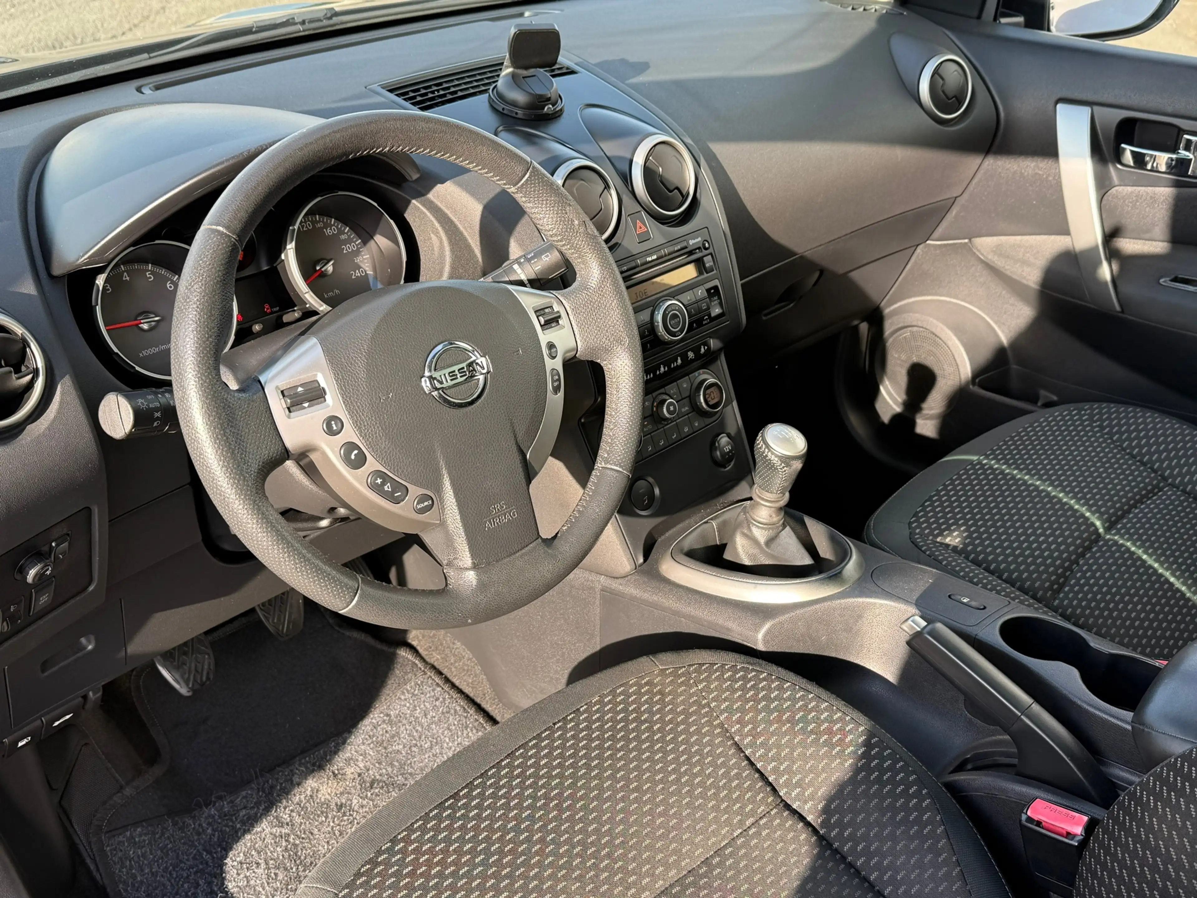 Nissan Qashqai+2 2.0 Optima Clima | Cruise | Parkeersensoren | Spor — photo 2