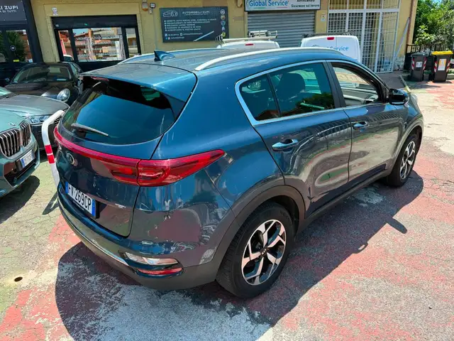 Kia Sportage view 4