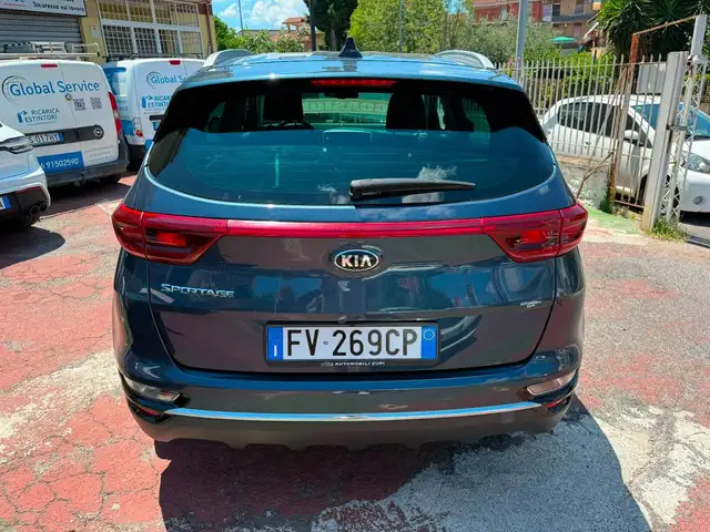Kia Sportage view 3