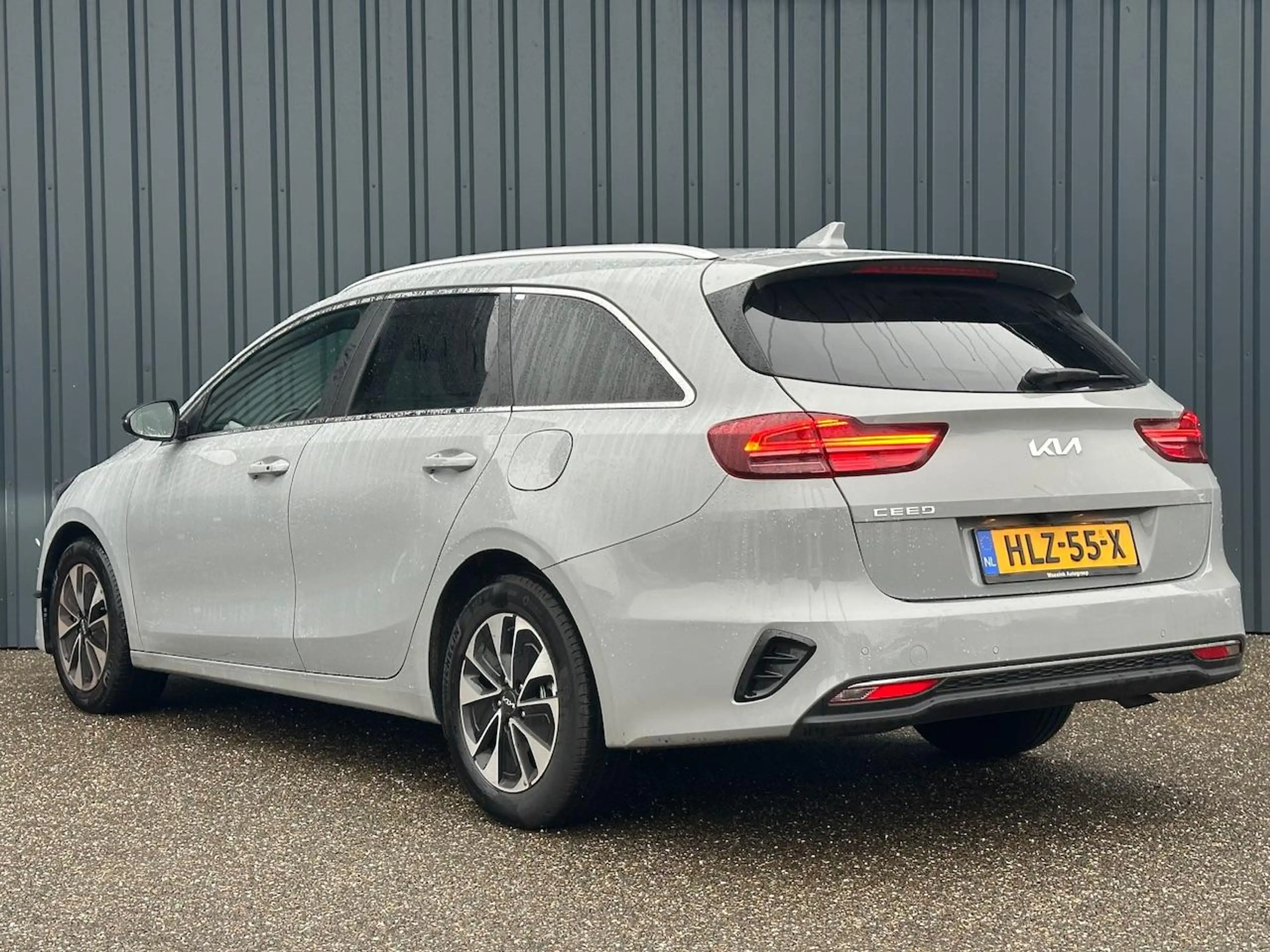 Kia Ceed SW / cee'd SW Sportswagon 1.0 T-GDi MHEV 100pk DCT7 Design Editi — photo 3