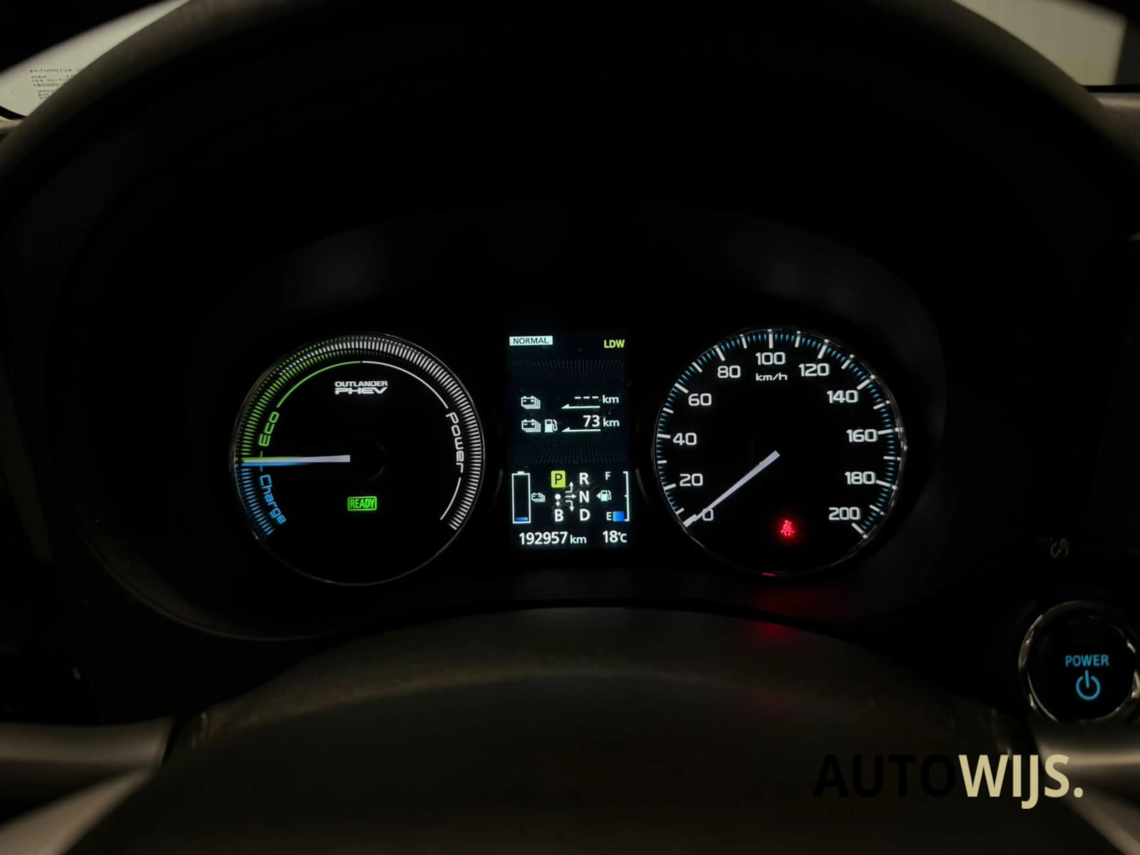 Mitsubishi Outlander 2.0 PHEV instyle+|PANO|LEDER|NL AUTO|TREKHAAK|VOL! — photo 18