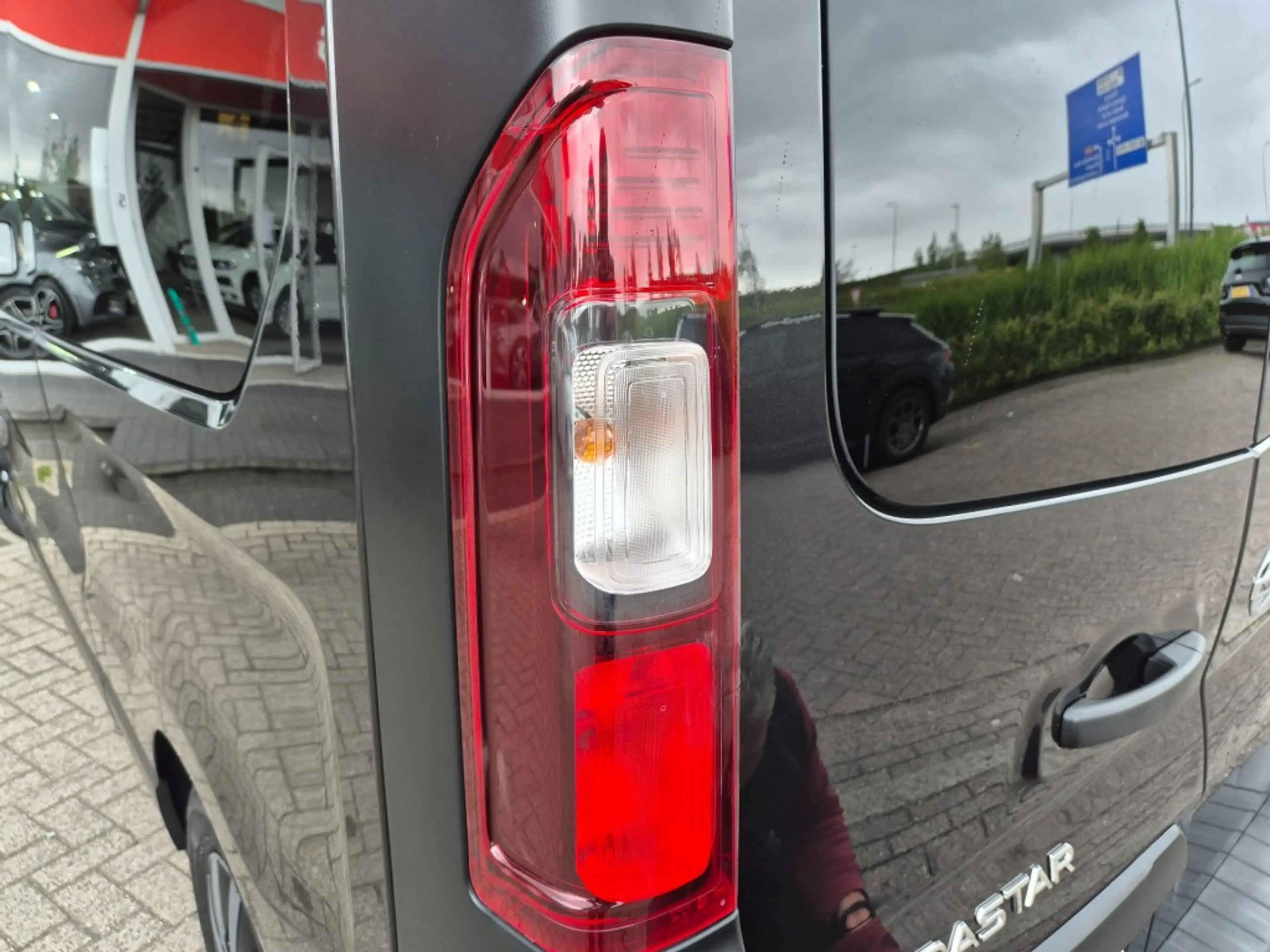 Nissan Primastar 2.0 DCI 130PK L2H1 N-CONNECTA 6-PERSOONS LED NAVI — photo 19
