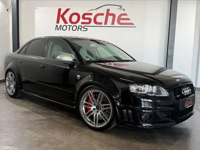 Audi RS4 Limo 4.2 FSI quattro Carbon Schalensitze