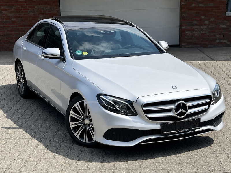 Mercedes-Benz E 220 Panorama Burmester Memory Kamera — photo 2