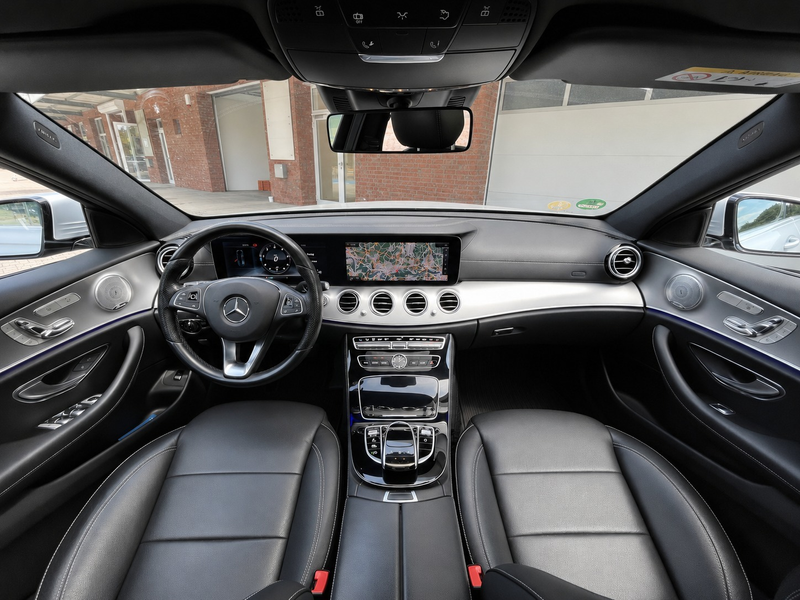 Mercedes-Benz E 220 Panorama Burmester Memory Kamera — photo 7