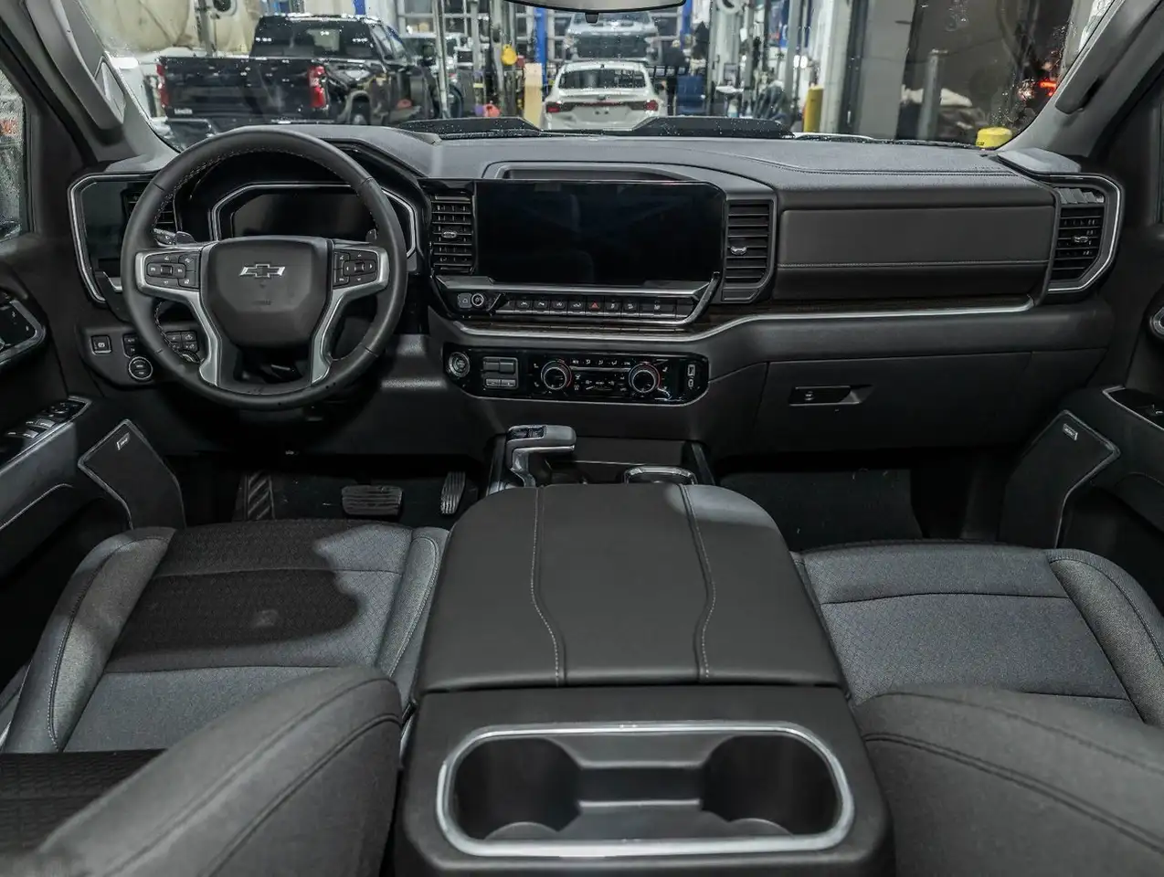 Chevrolet Silverado 1500 снимка Chevrolet Silverado 1500