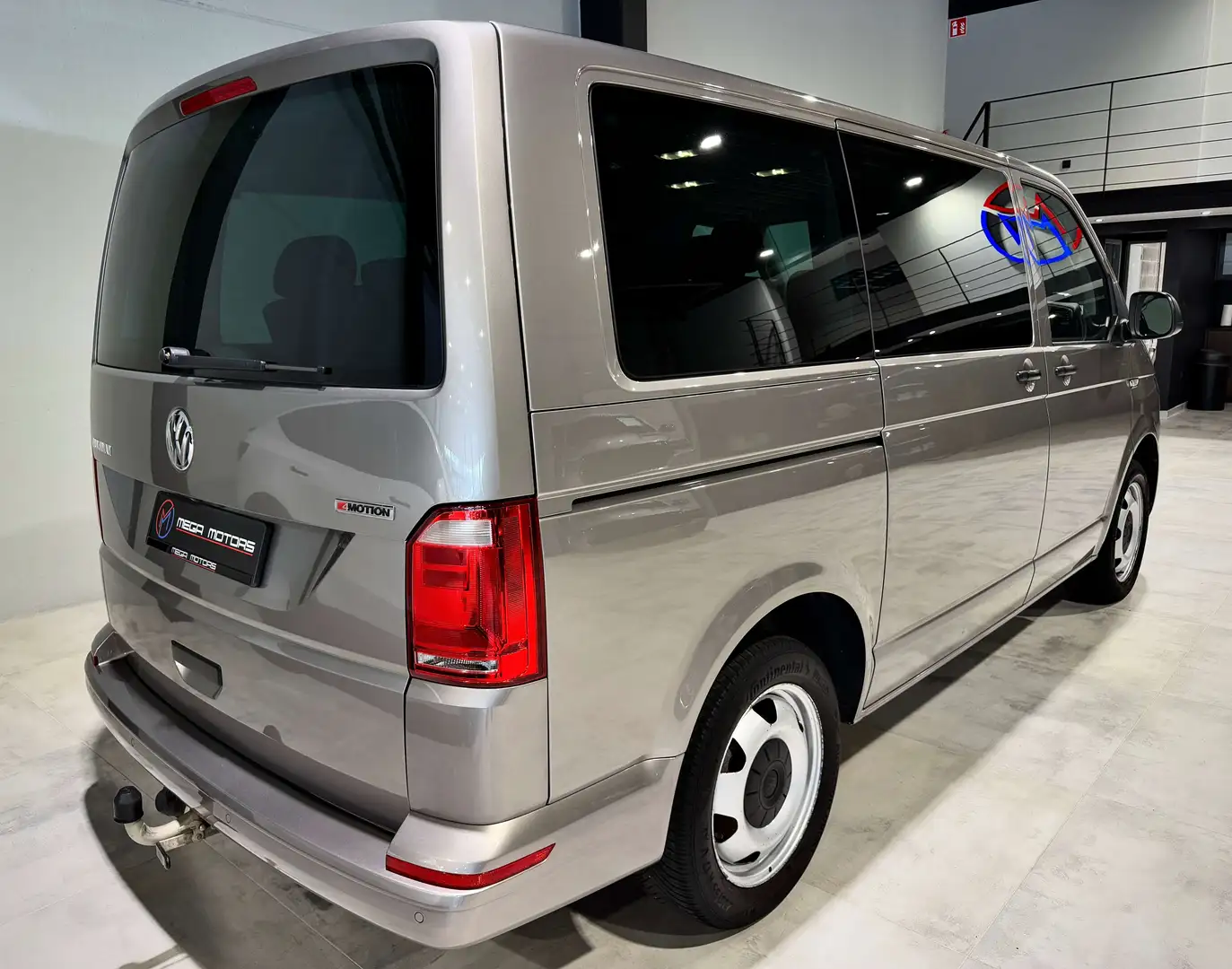 Volkswagen T6 Multivan 2.0TDi 150CV 4MOTiON  7PL  1ER MAiN  2019+ Bronze - 2