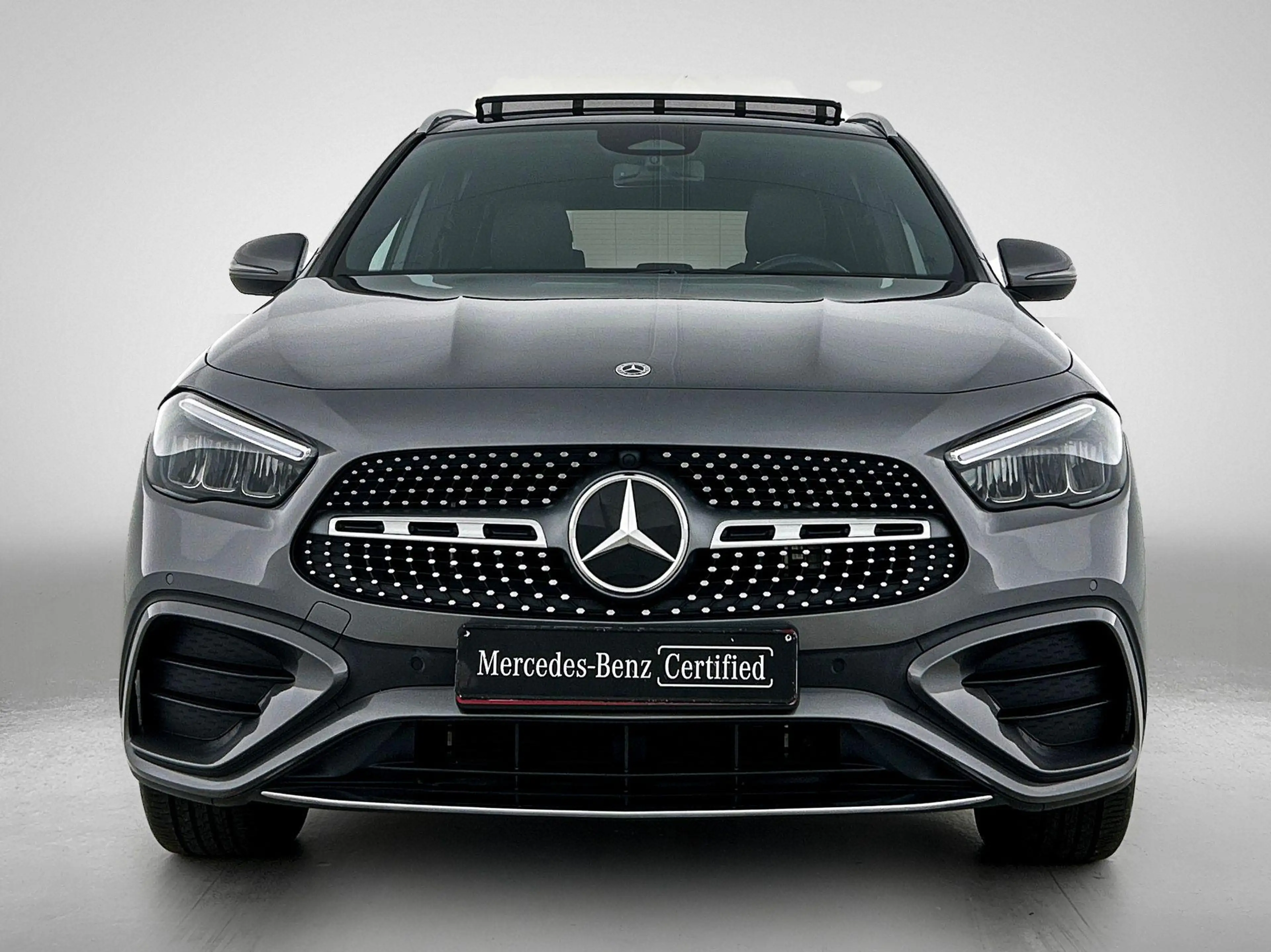 Mercedes-Benz GLA 250 GLA e AMG Line — photo 5