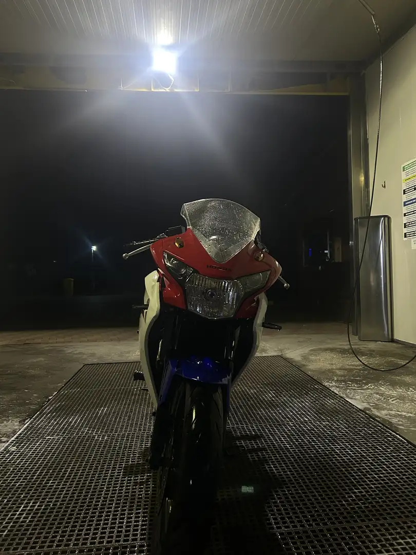 Honda CBR 125 r - 2