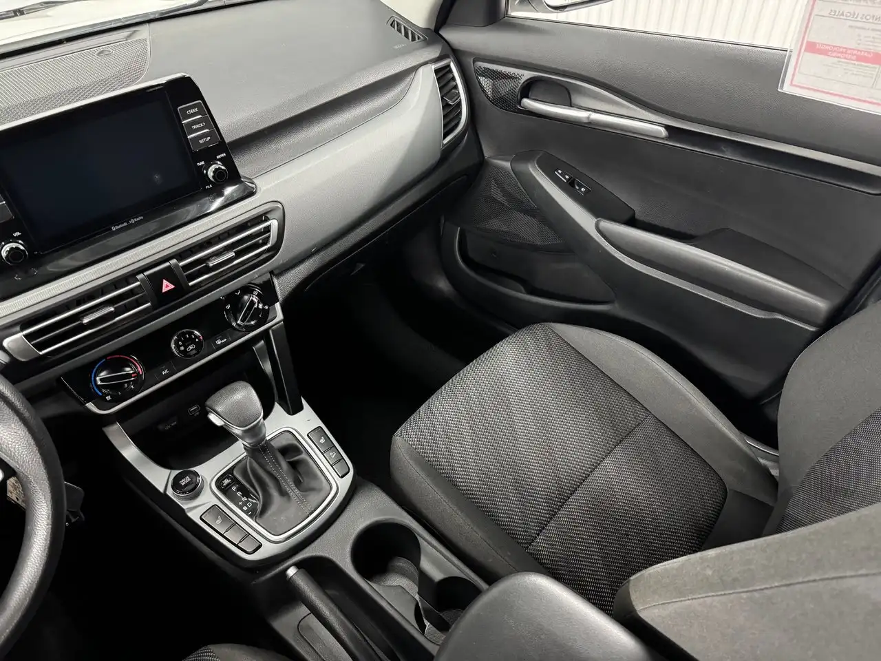 Kia Seltos снимка Kia Seltos