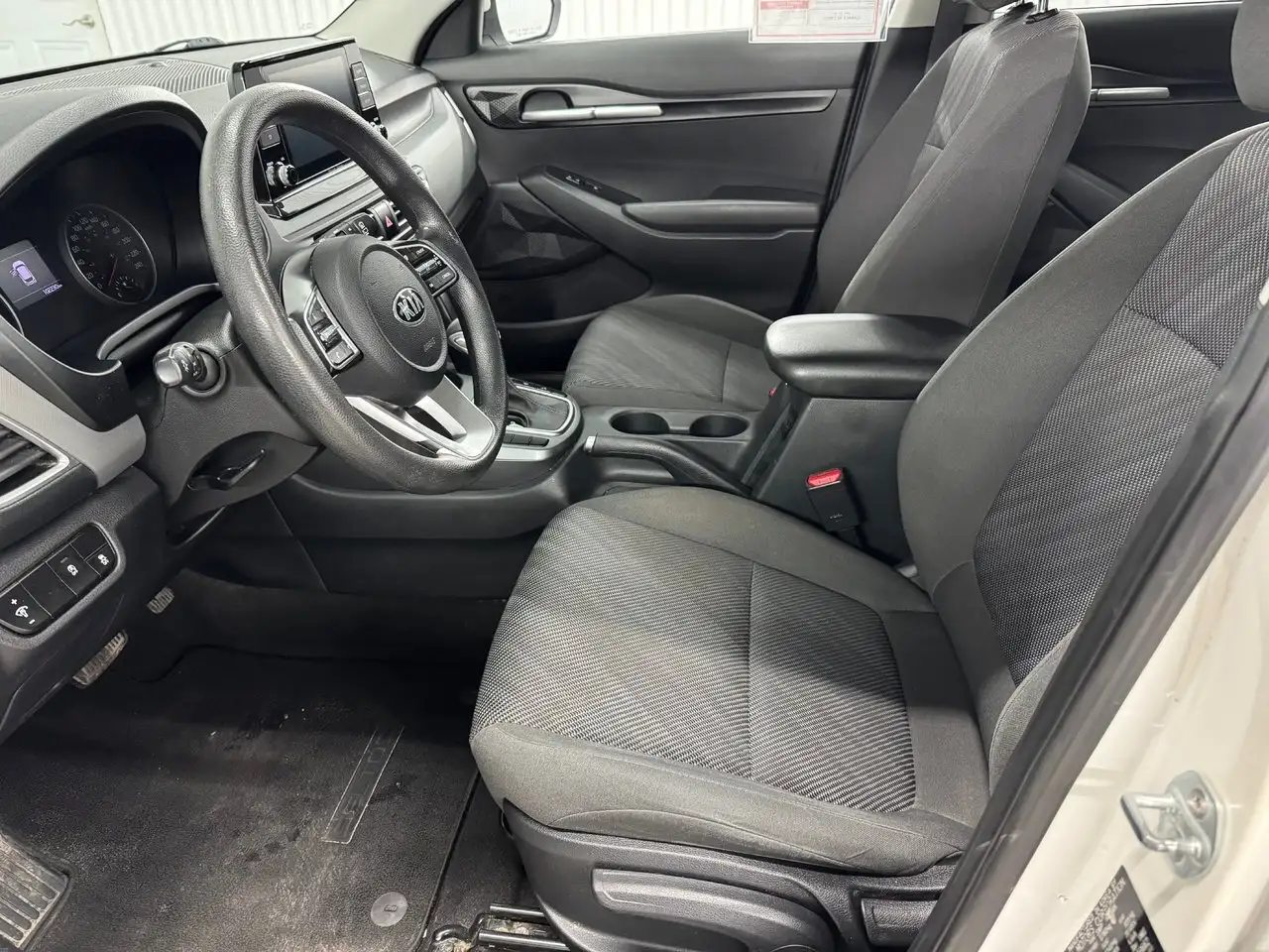 Kia Seltos снимка Kia Seltos