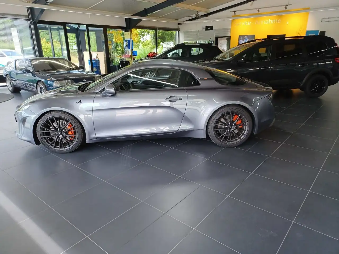 Alpine A110
