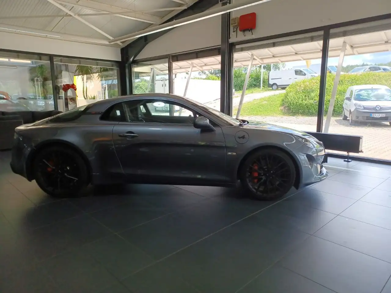 Alpine A110 2021