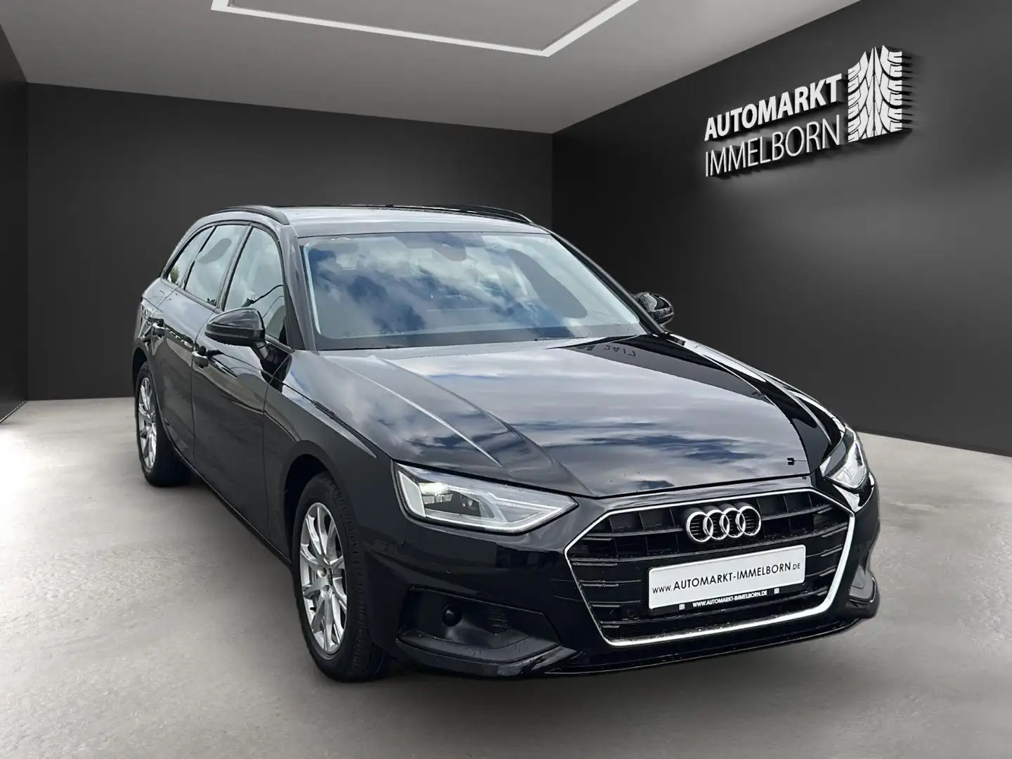 Audi A4 204ps 40 Tempo*AHK*DAB*LED*NaviTouch*LM* Schwarz - 2