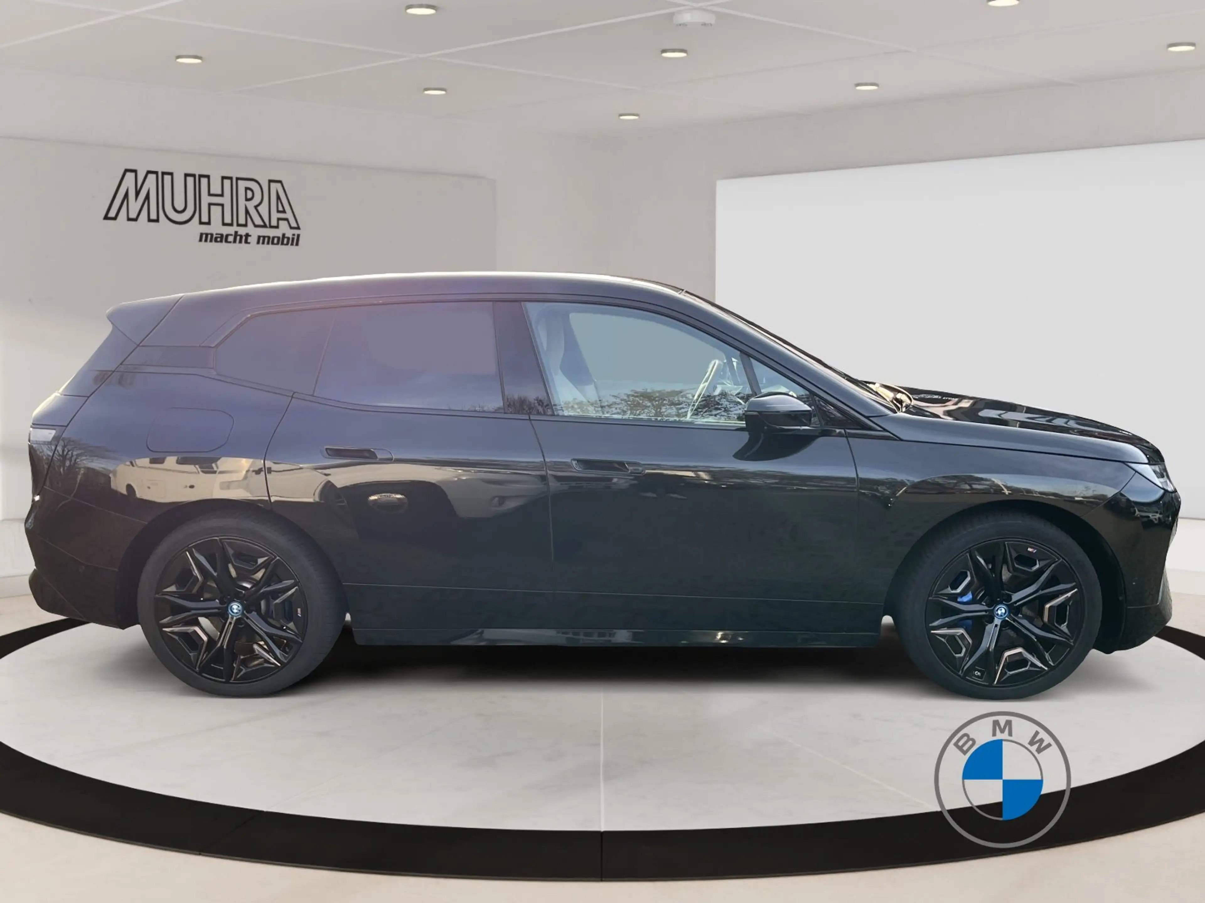 BMW iX xDrive40 Sport 22" AHK Massage Memory H&K — photo 6