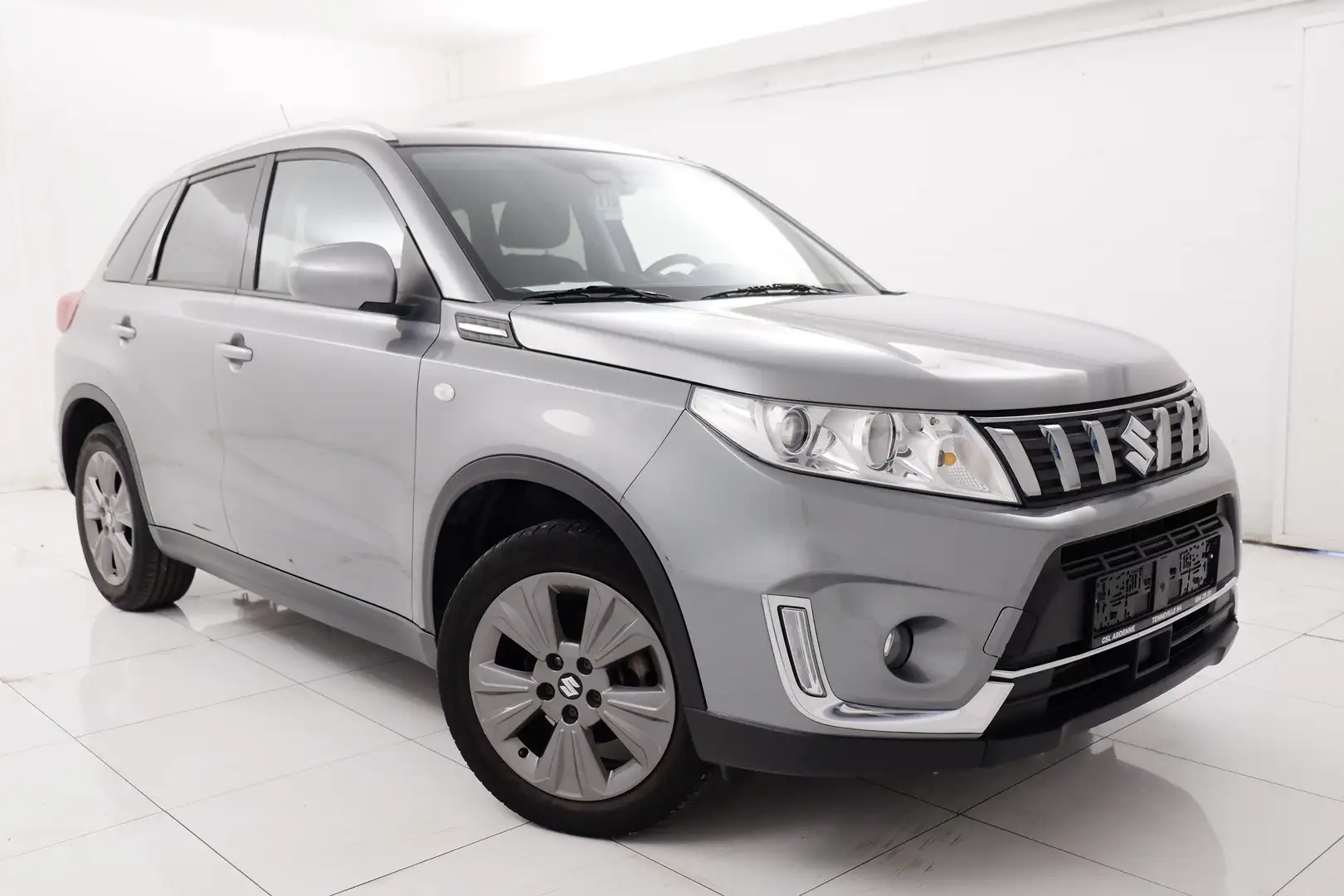 Suzuki Vitara Vitara 1.0 essence - LPG - 4x4 - Automatique Grigio - 1