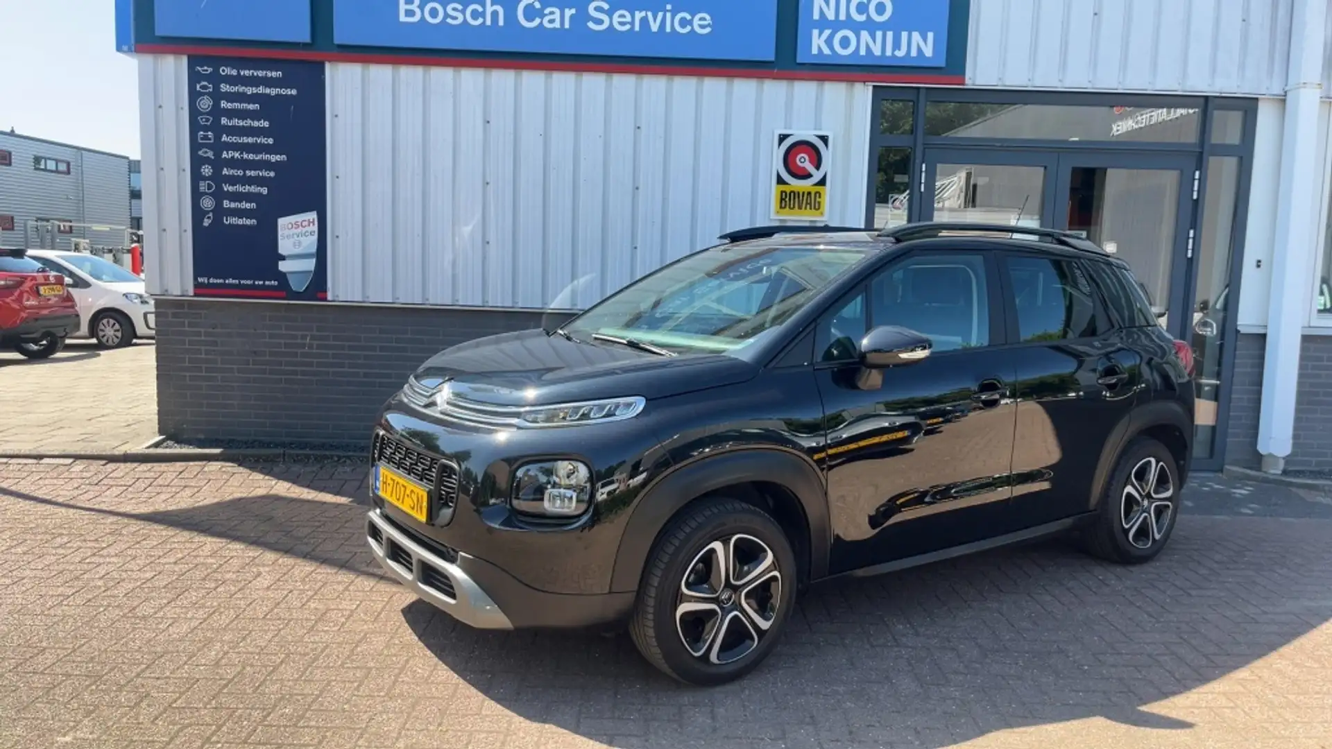 Citroen C3 Aircross 1.2 PT S&S Feel ,Navi, cruise, PDC, priv glas. Zwart - 1