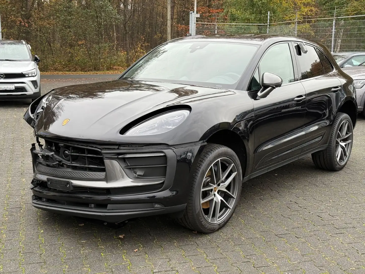 Porsche Macan 2.0T *BOSE*PANO*ACC*18-Wege*Luftfederung* Negro - 1
