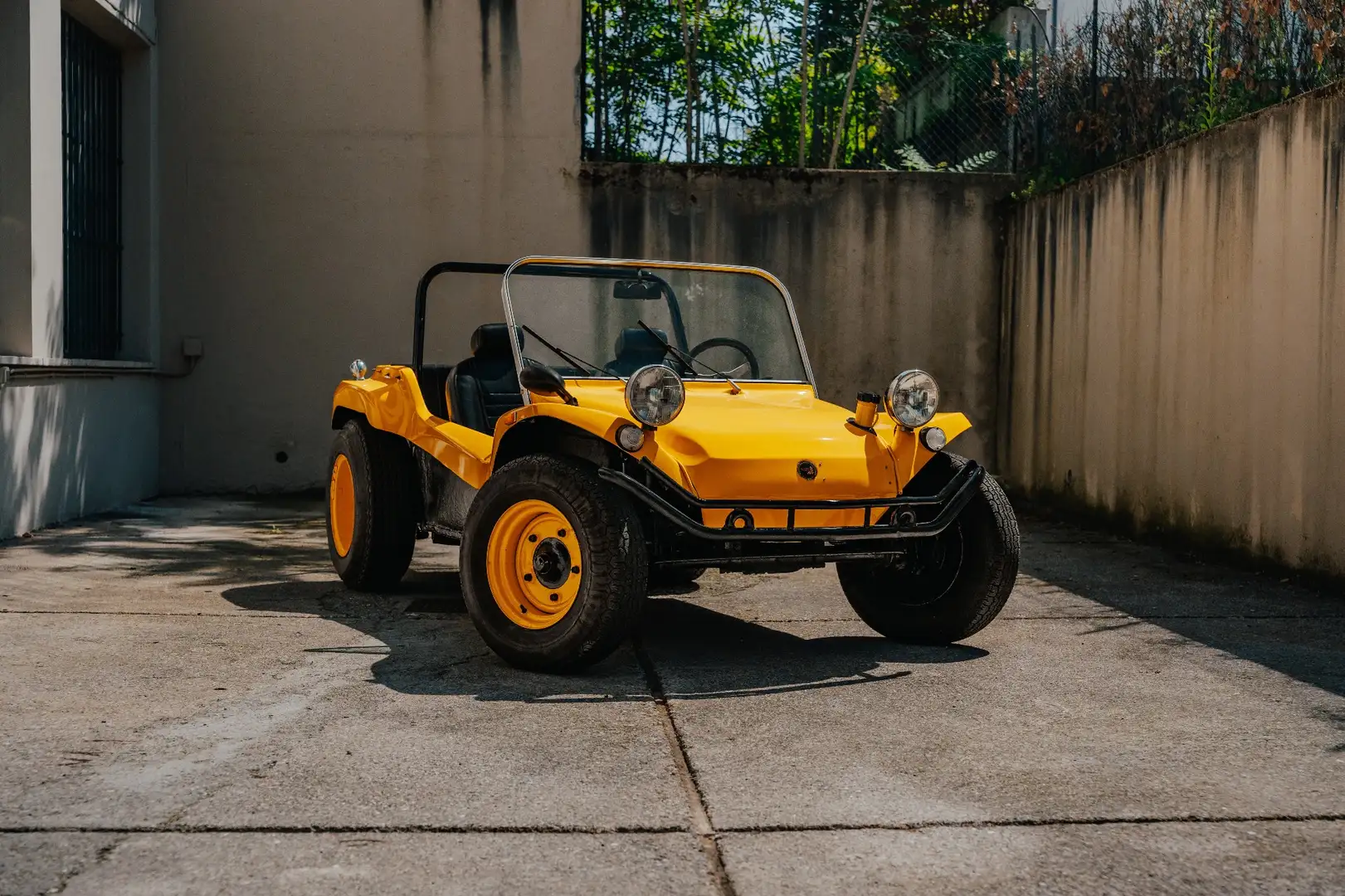 Volkswagen Buggy AUTOZODIACO Amarillo - 1