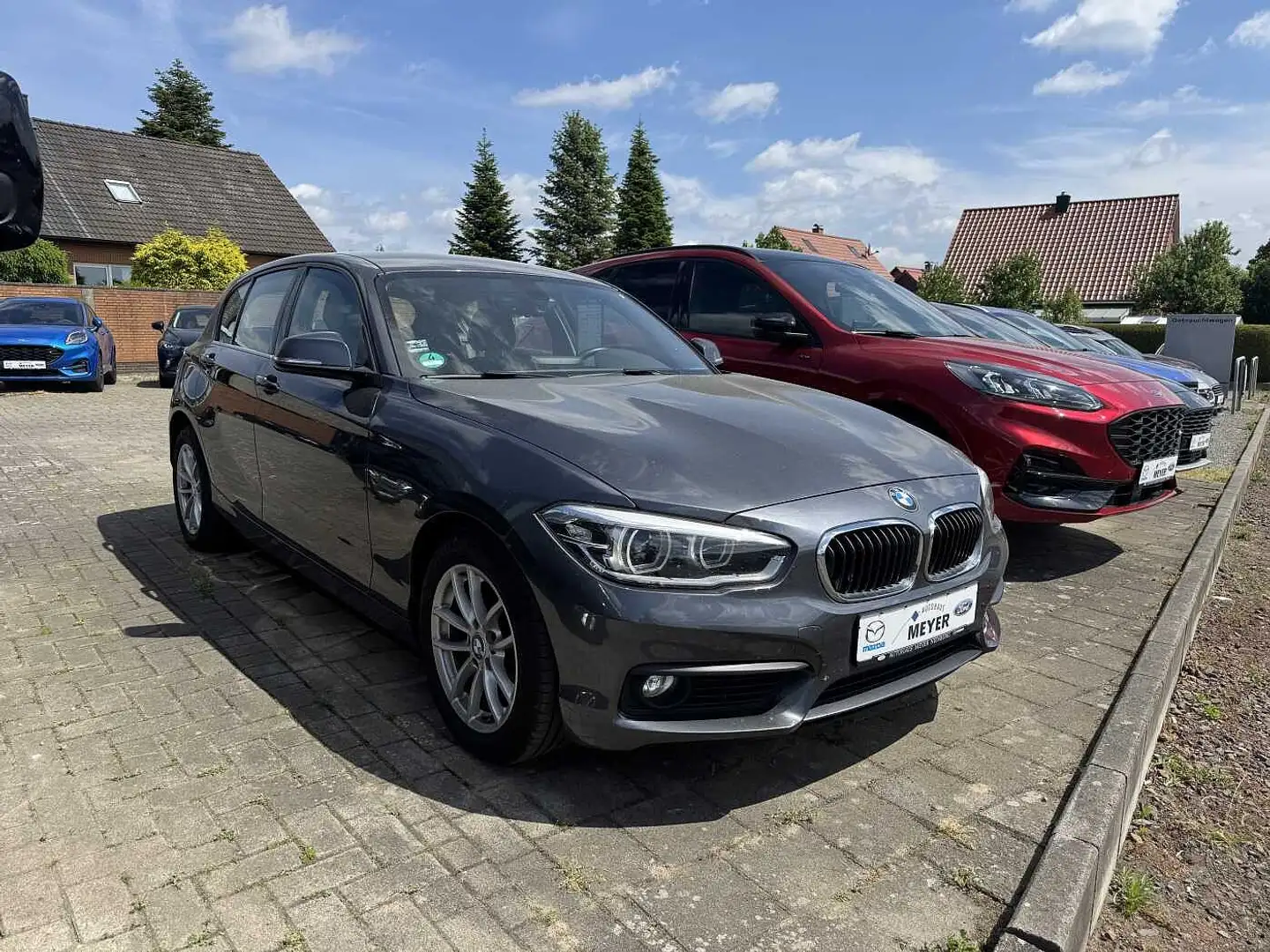 BMW 116 d Advantage Navi/LED Grigio - 1