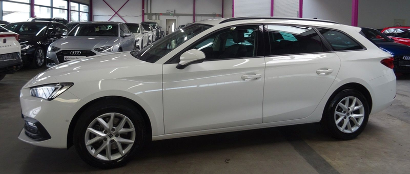 SEAT Leon LEON ST 2.0 TDI STYLE*AHK*ACC*CAM*KEY*BEATS*LED* — photo 2