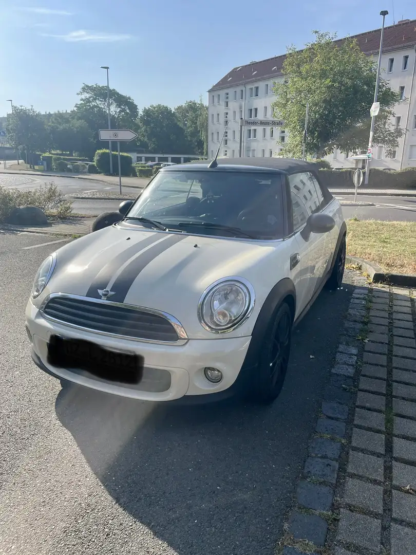 MINI One Cabrio - 1