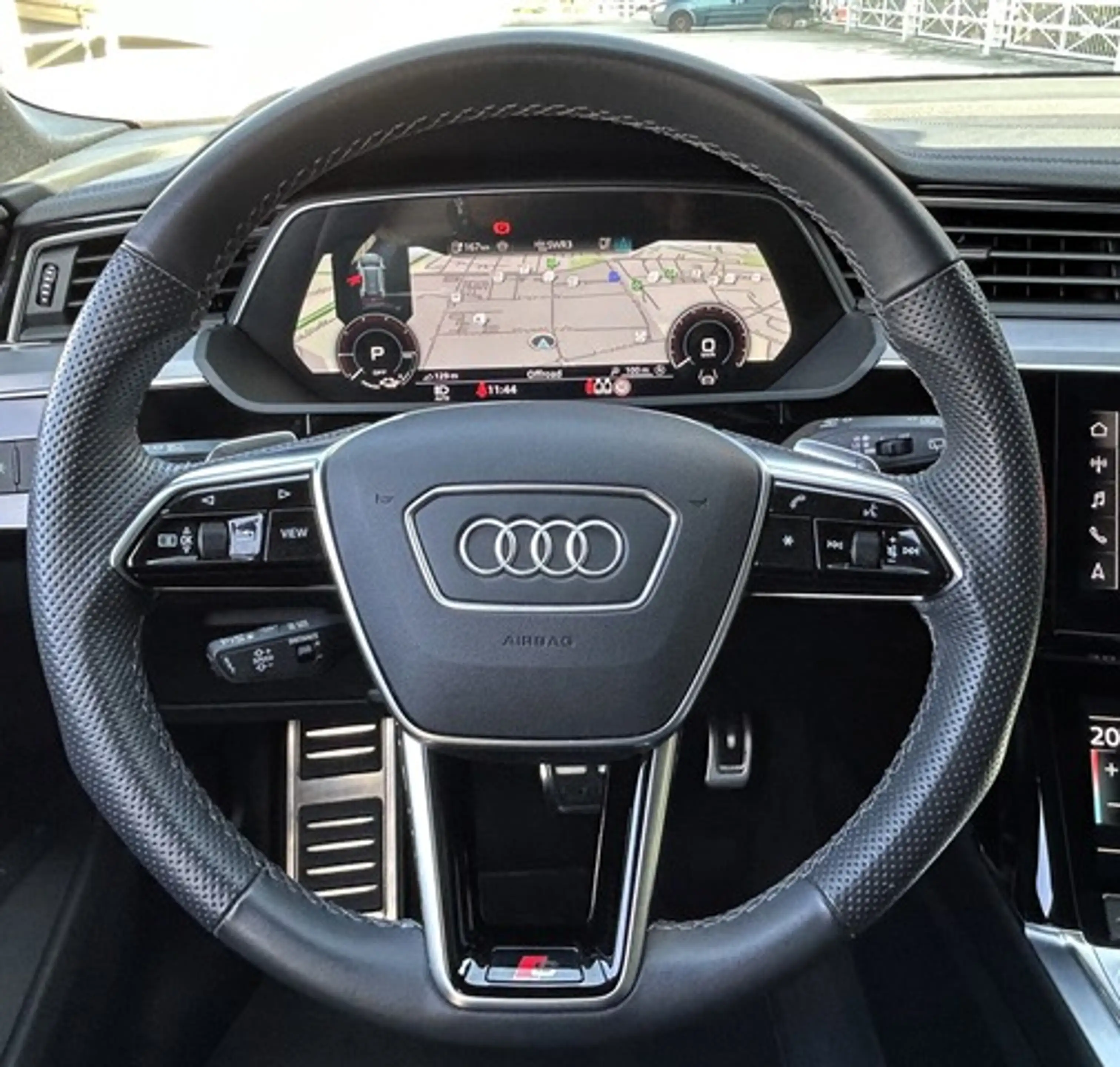Audi Q8 e-tron 55 quattro S line NP:116T¤ — photo 14