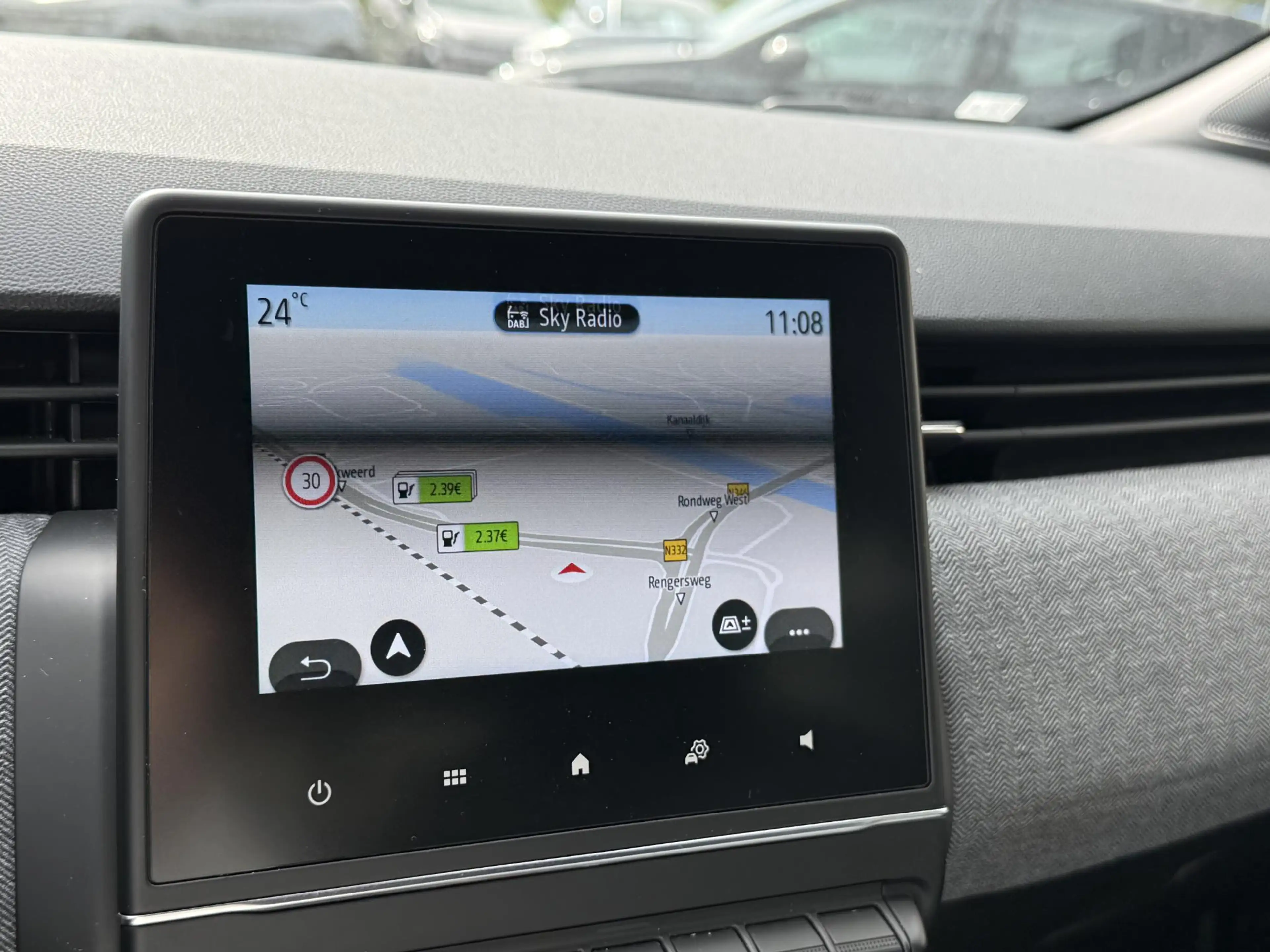 Renault Clio 1.6 E-Tech Full Hybrid 145 techno | NAP | Navigati — photo 17