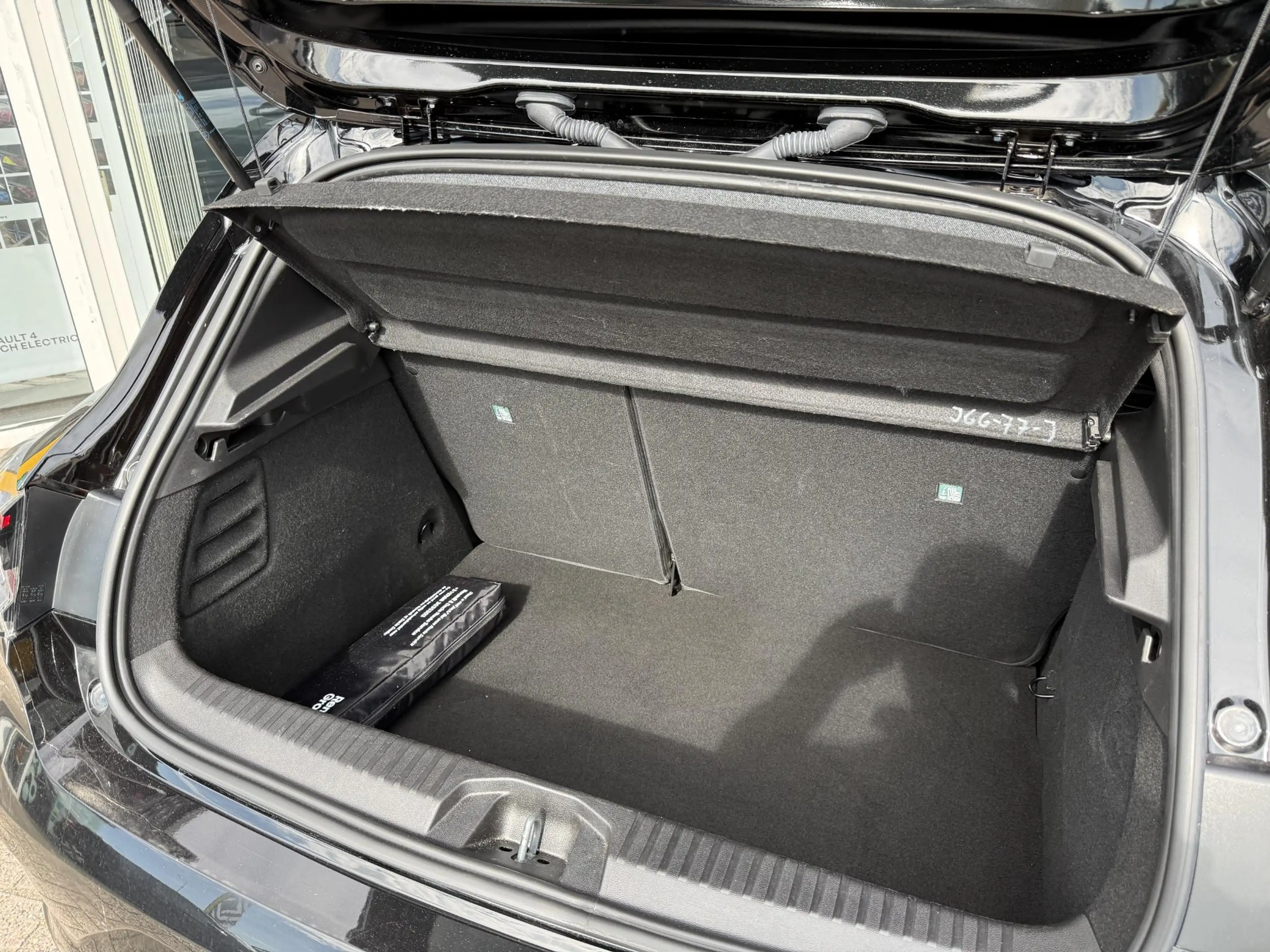 Renault Clio 1.6 E-Tech Full Hybrid 145 techno | NAP | Navigati — photo 28