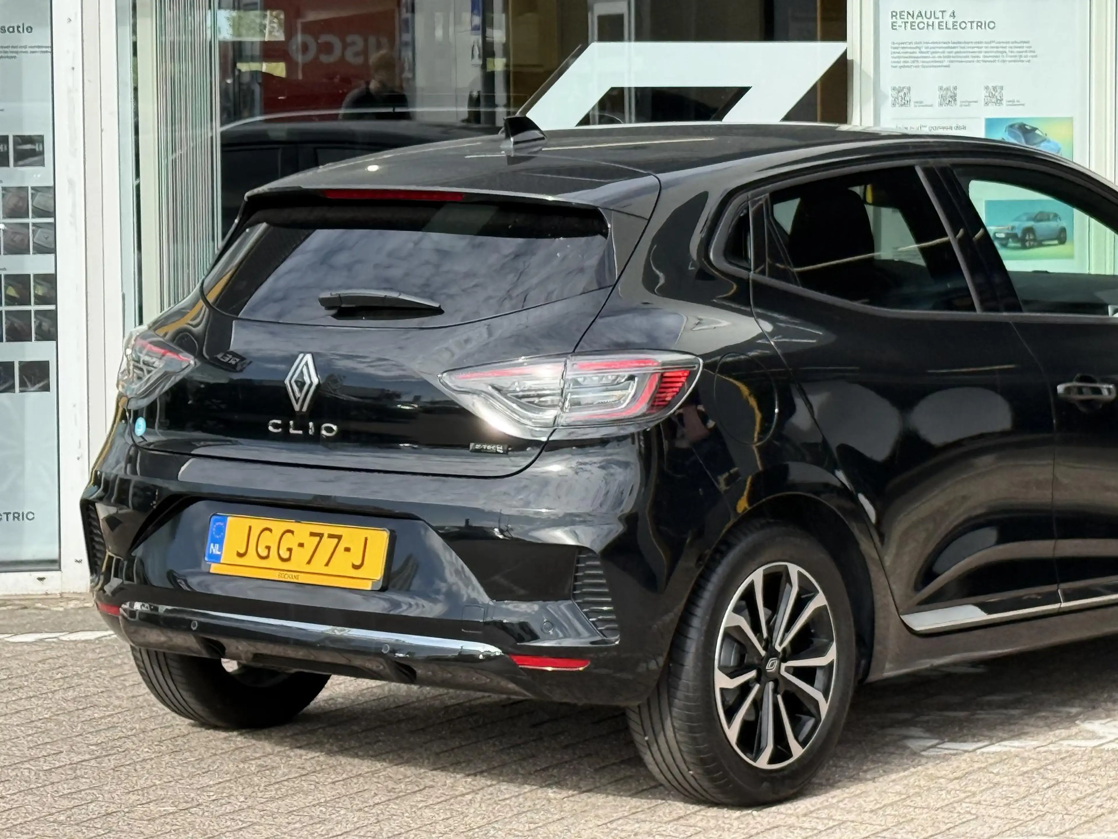 Renault Clio 1.6 E-Tech Full Hybrid 145 techno | NAP | Navigati — photo 26