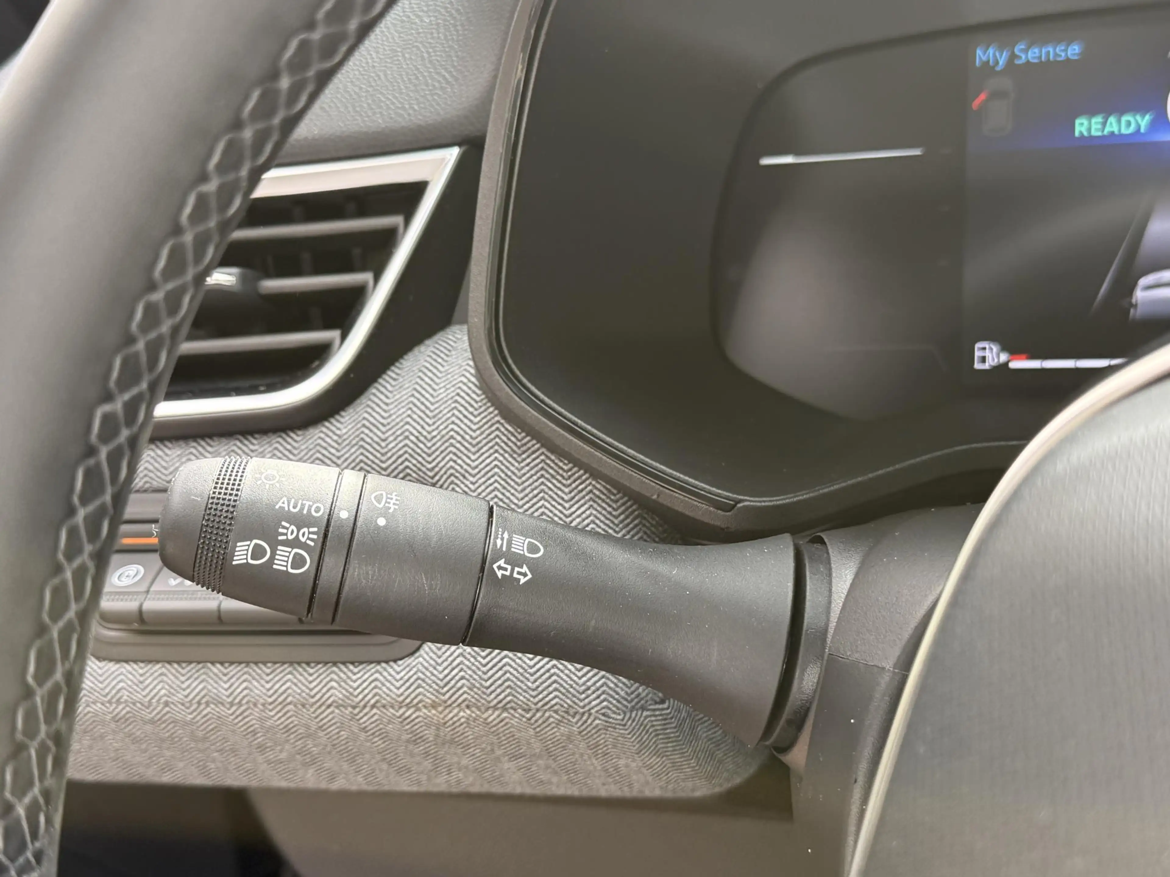 Renault Clio 1.6 E-Tech Full Hybrid 145 techno | NAP | Navigati — photo 16